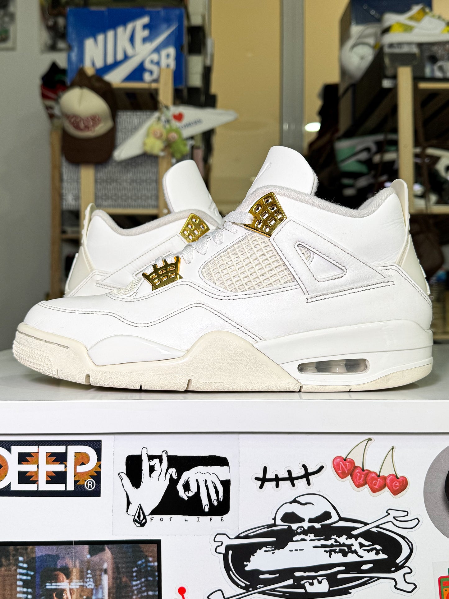 Air Jordan 4 Retro ‘Metallic Gold’ W 2024 - Recondicionado