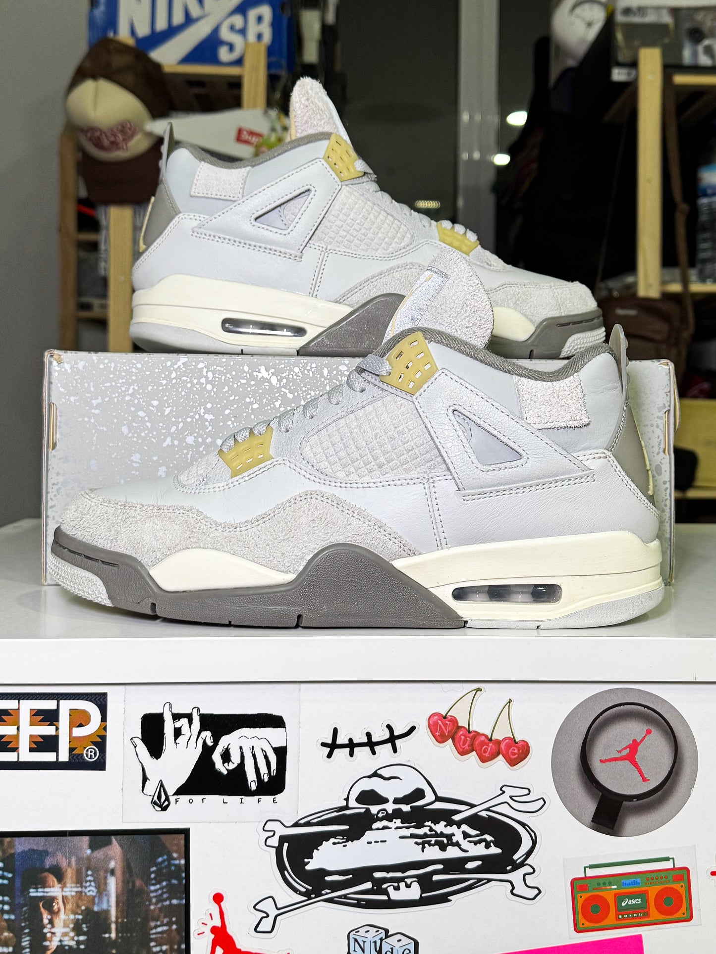 Air Jordan 4 Retro Craft SE ‘Photon Dust’ 2023 - Recondicionado