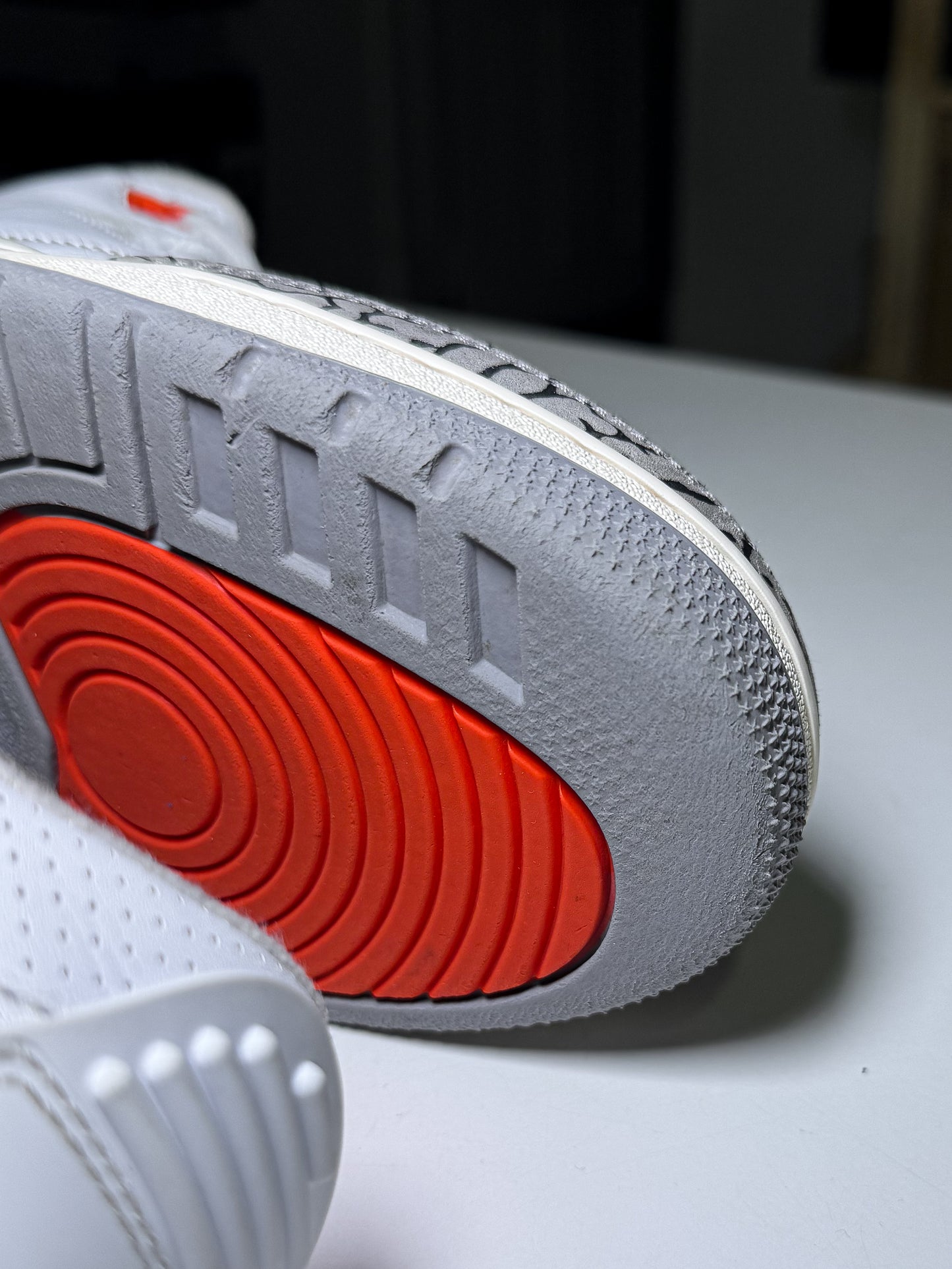 Air Jordan 3 Retro ‘Georgia Peach’ W 2024 - Recondicionado