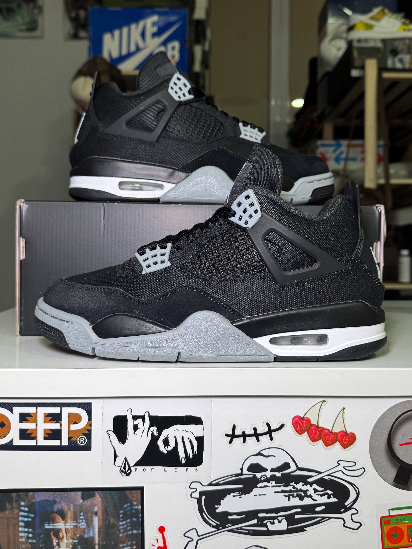 Air Jordan 4 Retro 'Black Canvas' 2022 - Recondicionado