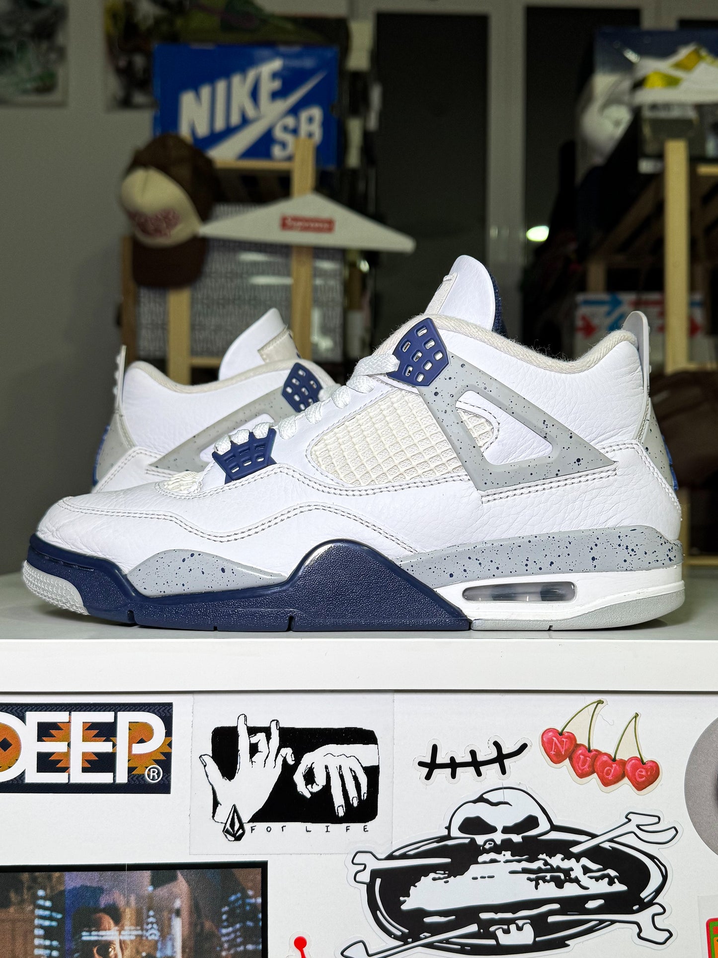Air Jordan 4 Retro 'Midnight Navy’ 2022 - Recondicionado