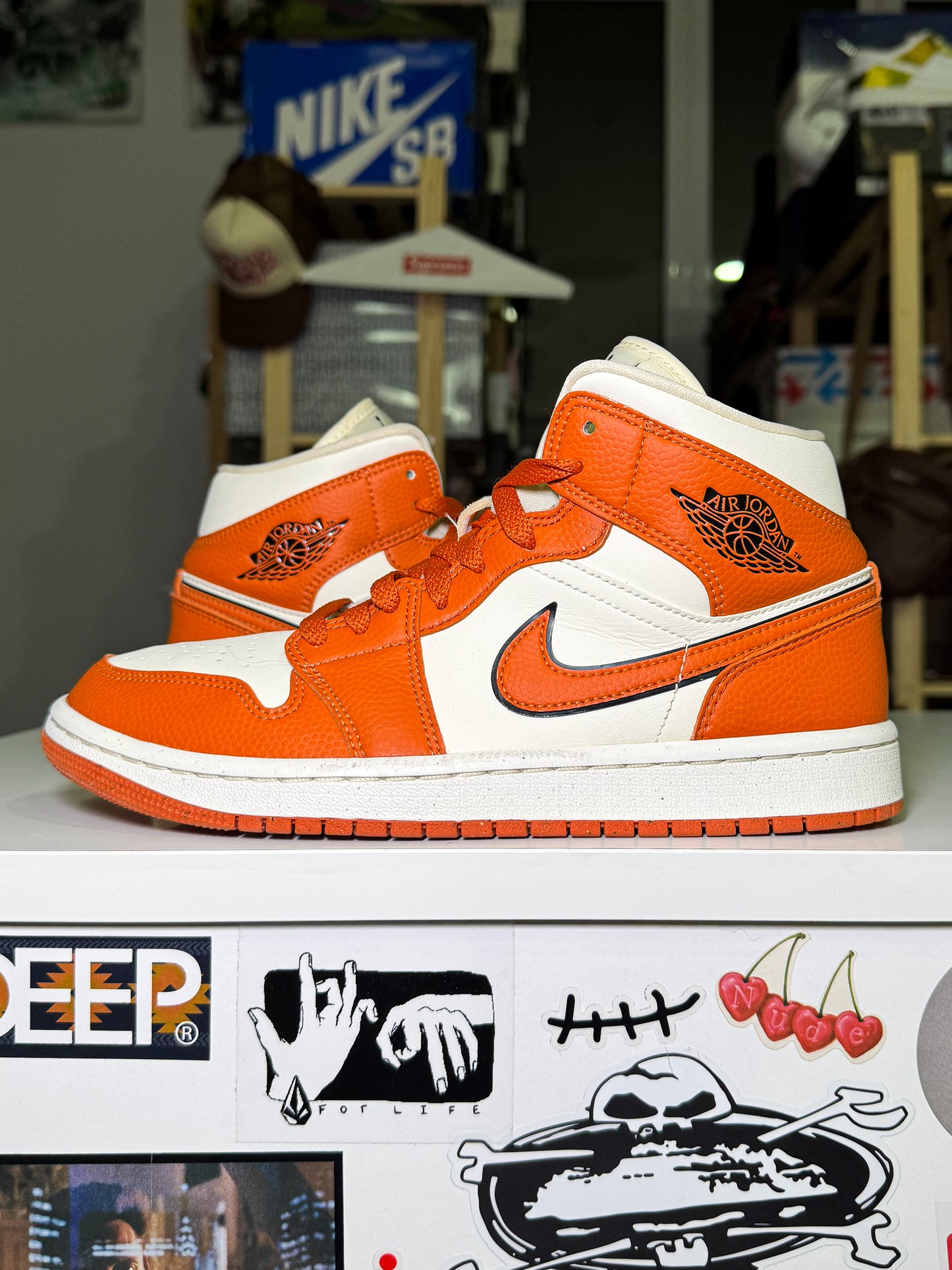 Air Jordan 1 Mid SE ‘Sport Spice’ W - Recondicionado
