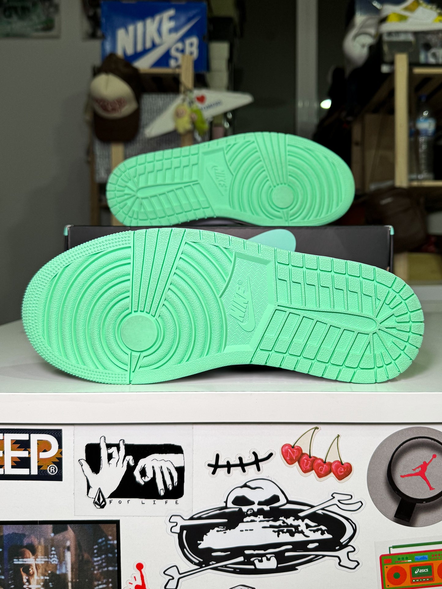 Air Jordan 1 Retro High OG ‘Green Glow’ 2024 - Recondicionado