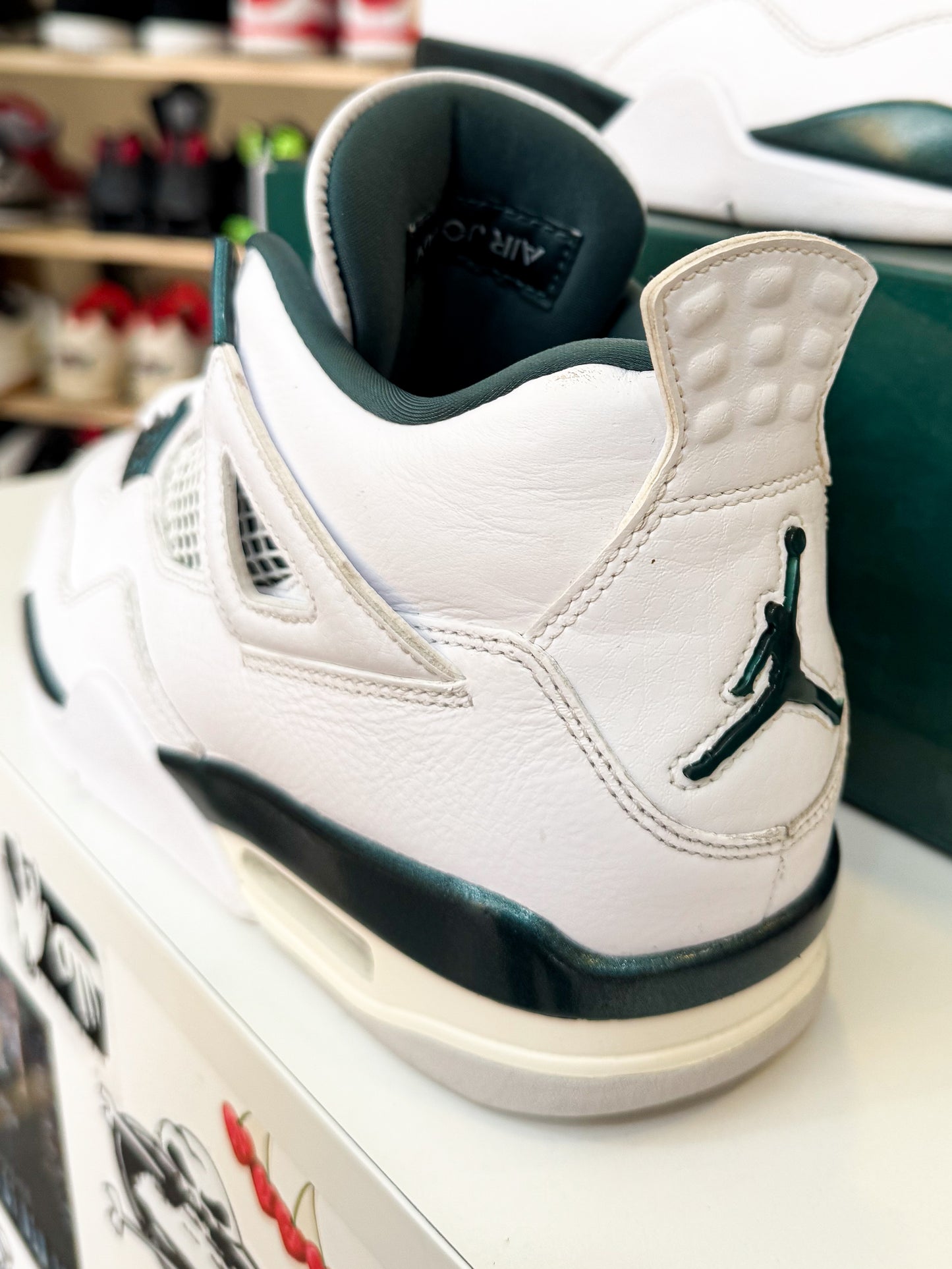 Air Jordan 4 Retro 'Oxidized Green' 2024 - Recondicionado
