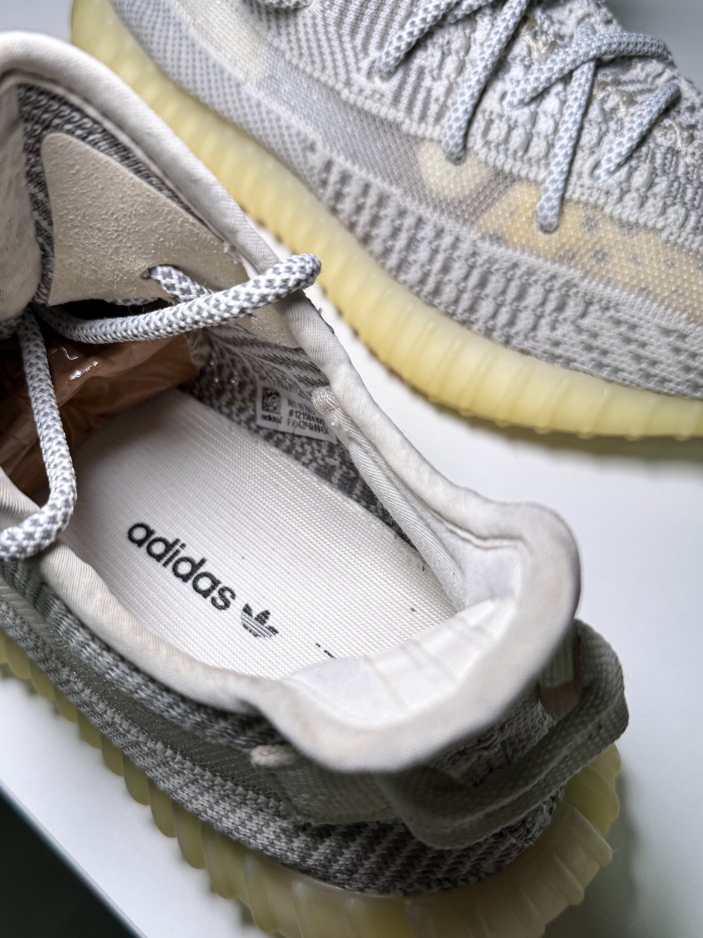 Adidas Yeezy Boost 350 v2 ‘Static Non-reflective’ 2018 - Recondicionado