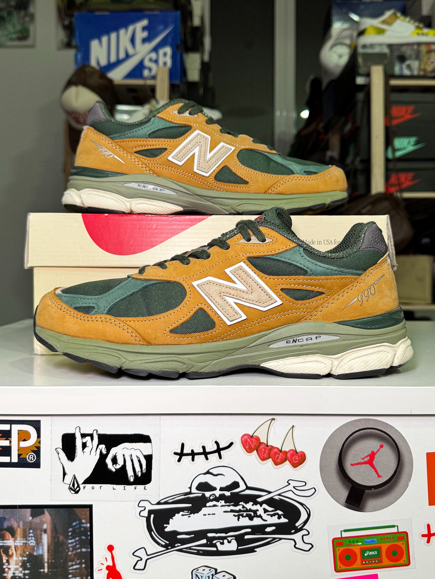 New Balance 990v3 MiUSA x Teddy Santis ‘Tan Green’ 2023 - Recondicionado