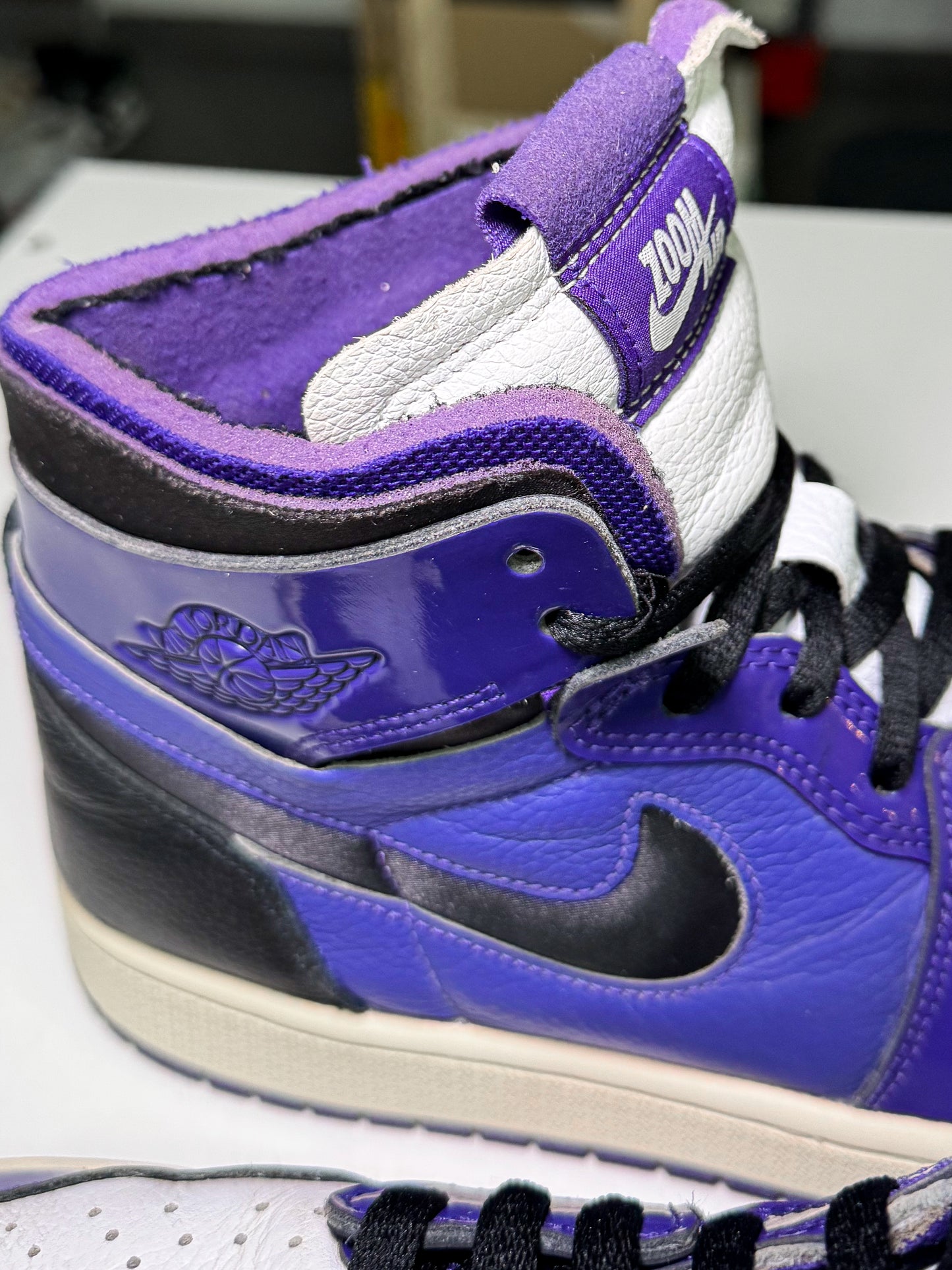 Air Jordan 1 High Zoom CMFT ‘Court Purple Patent’ W 2022 - Recondicionado