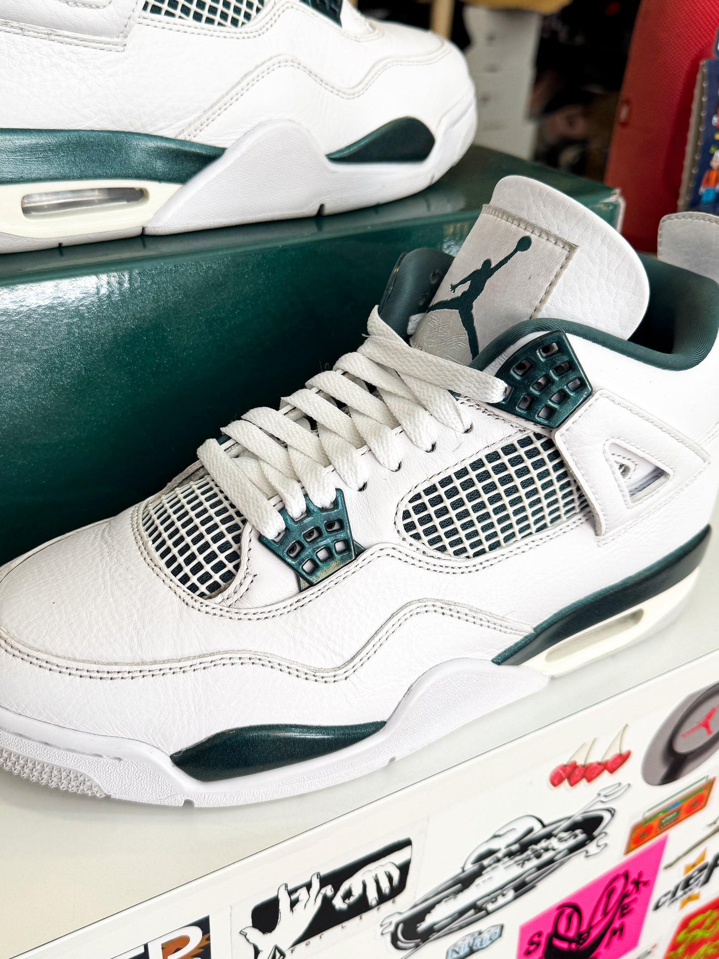 Air Jordan 4 Retro 'Oxidized Green' 2024 - Recondicionado