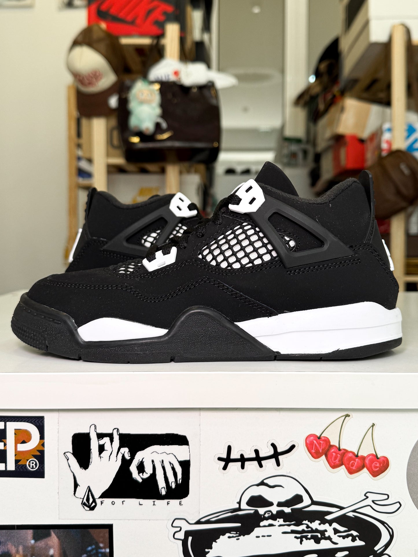 Air Jordan 4 Retro ‘White Thunder’ PS 2024 - DS