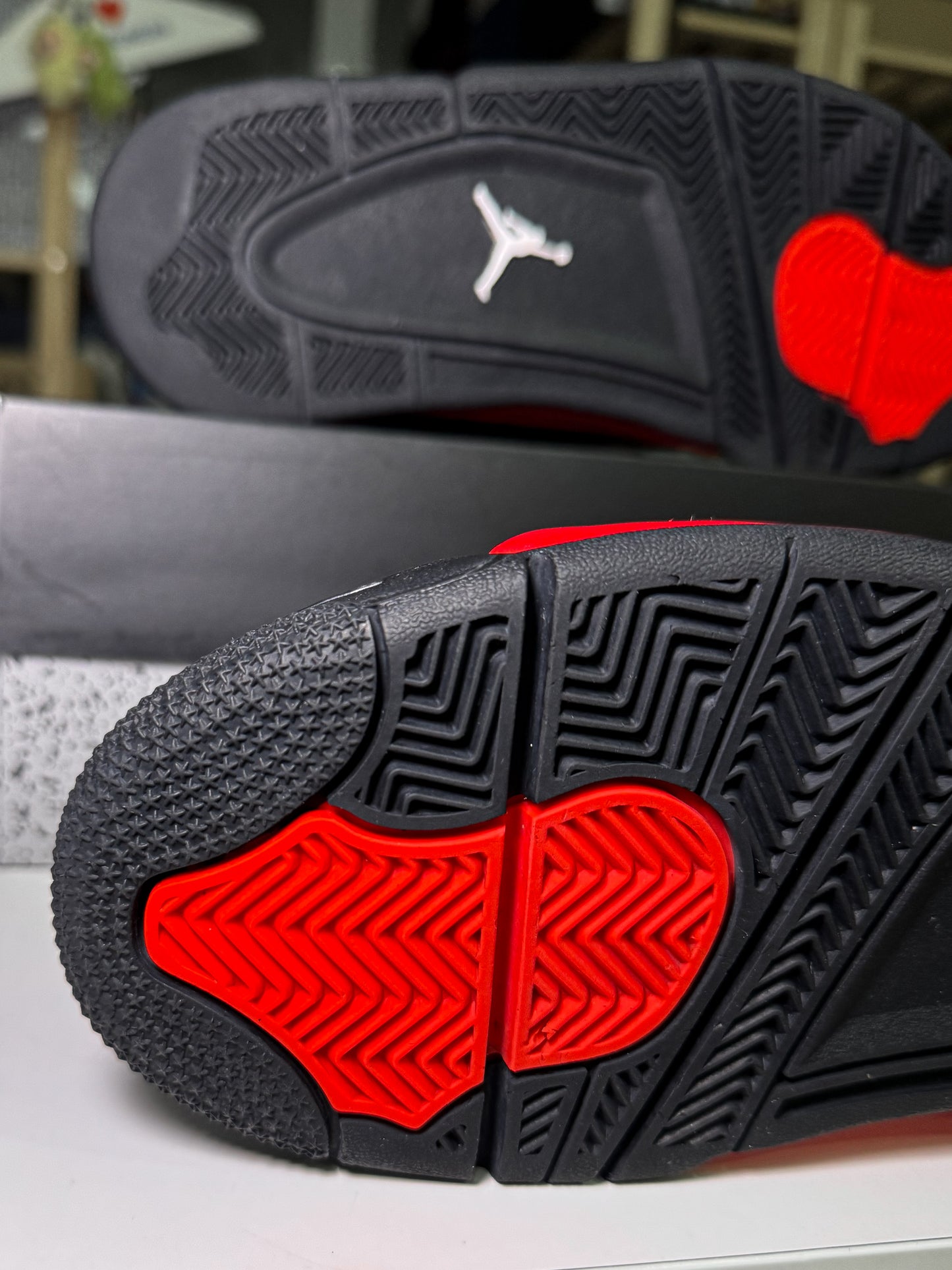 Air Jordan 4 Retro 'Red Thunder' 2022 - Recondicionado