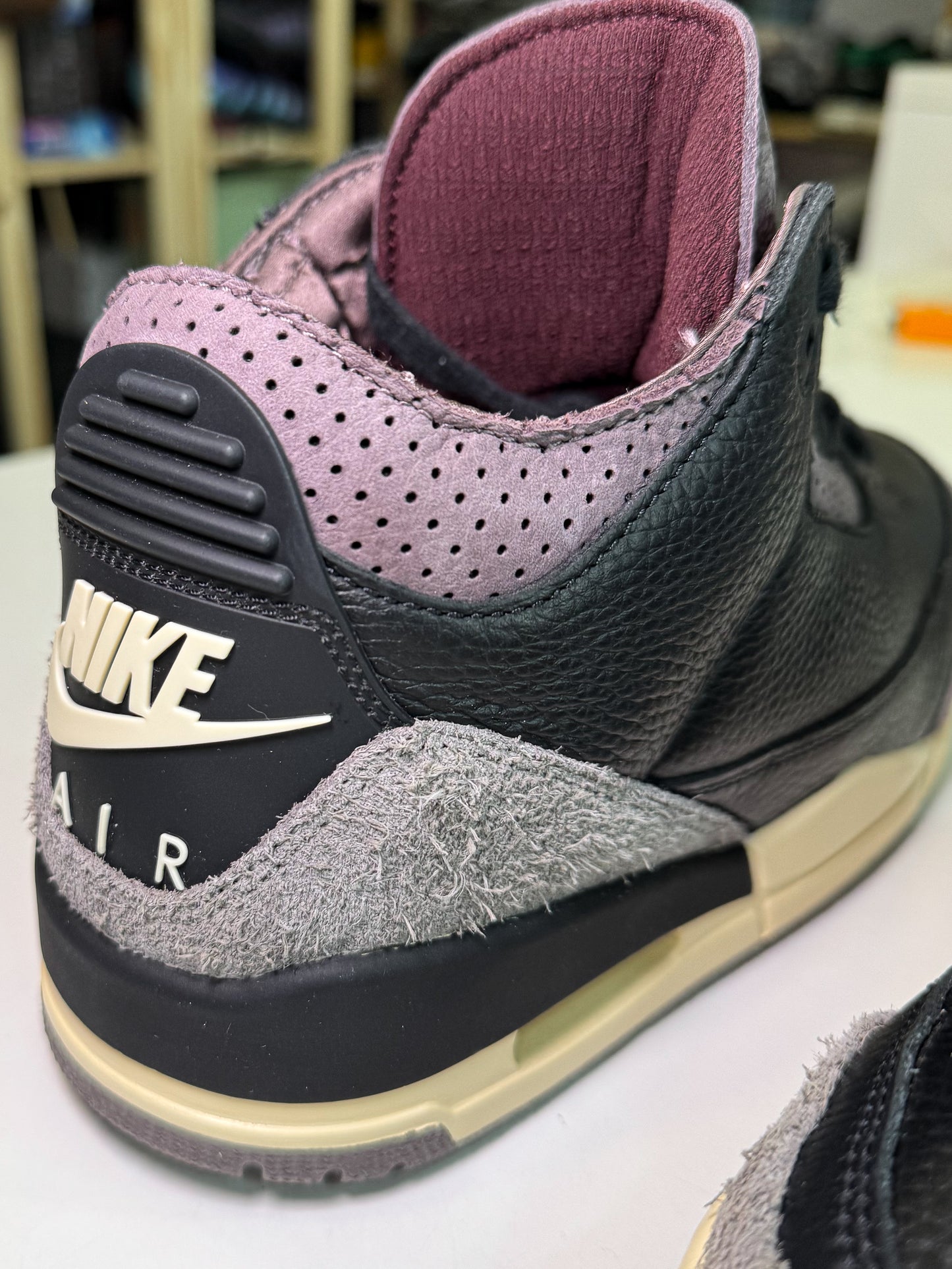 Air Jordan 3 Retro x A Ma Maniere ‘While You Were Sleeping’ 2024 W - Recondicionado