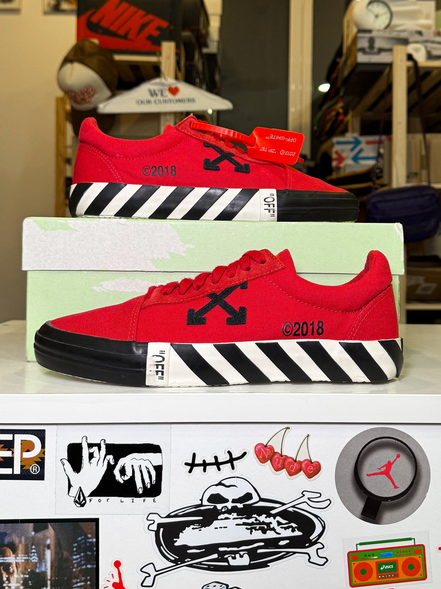 Off White Vulcanized Low Canvas ’Red’ 2018 - Recondicionado