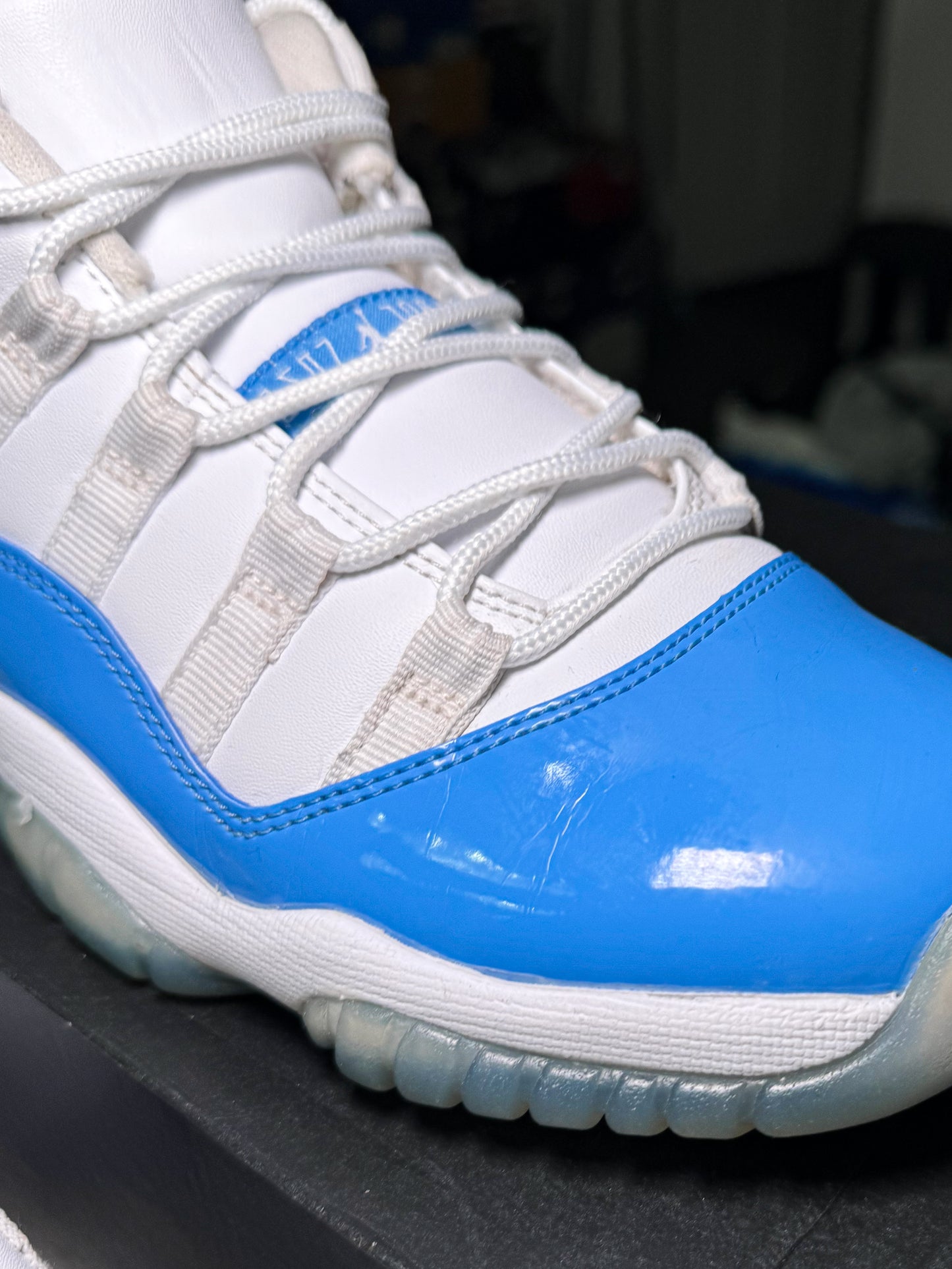 Air Jordan 11 Retro Low ‘UNC’ 2017 - Recondicionado