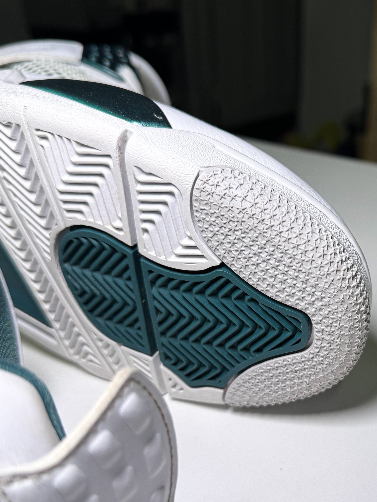 Air Jordan 4 Retro 'Oxidized Green' 2024 - Recondicionado