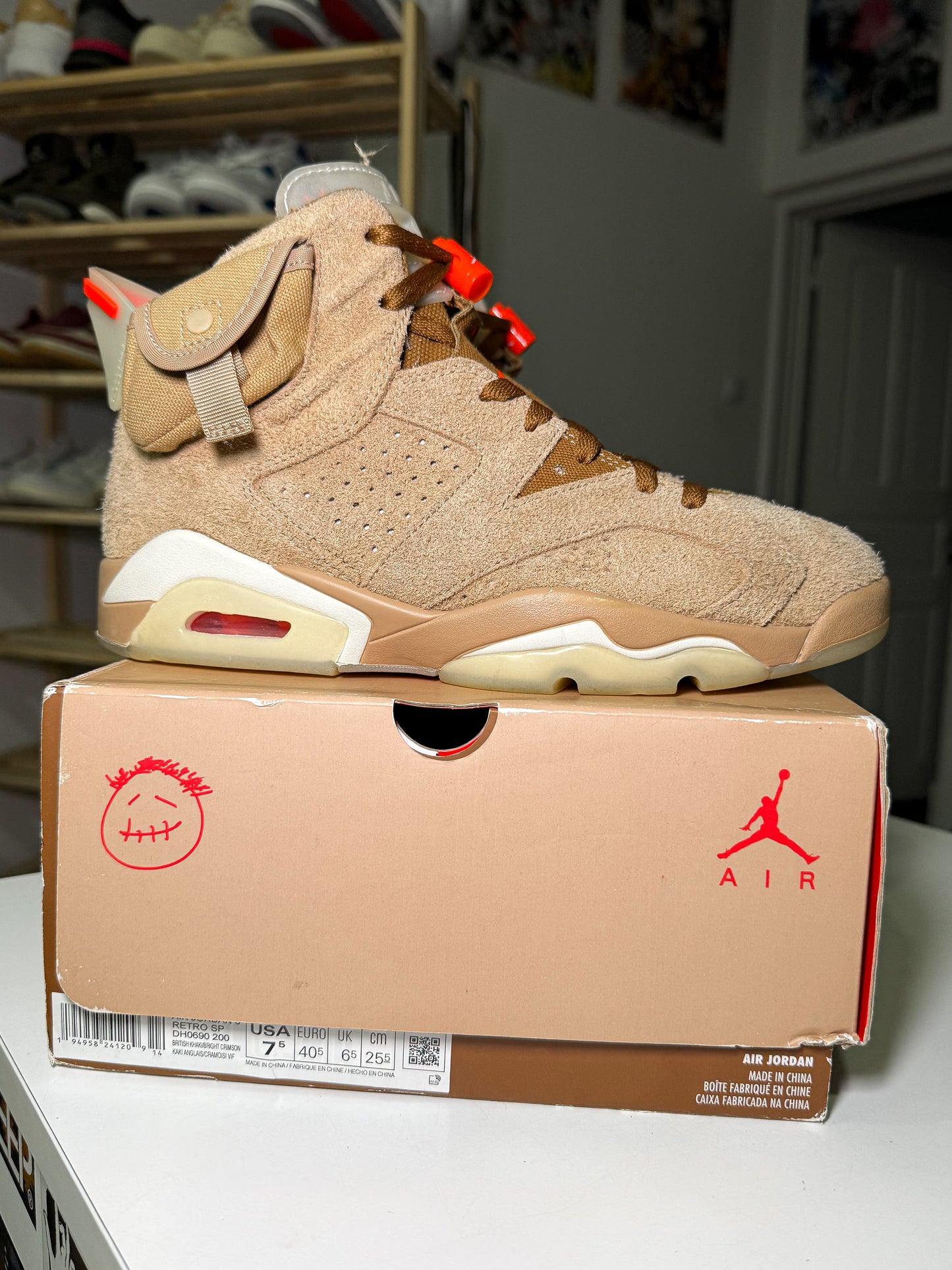 Air Jordan 6 Retro x Travis Scott ‘British Khaki’ 2021 - Recondicionado