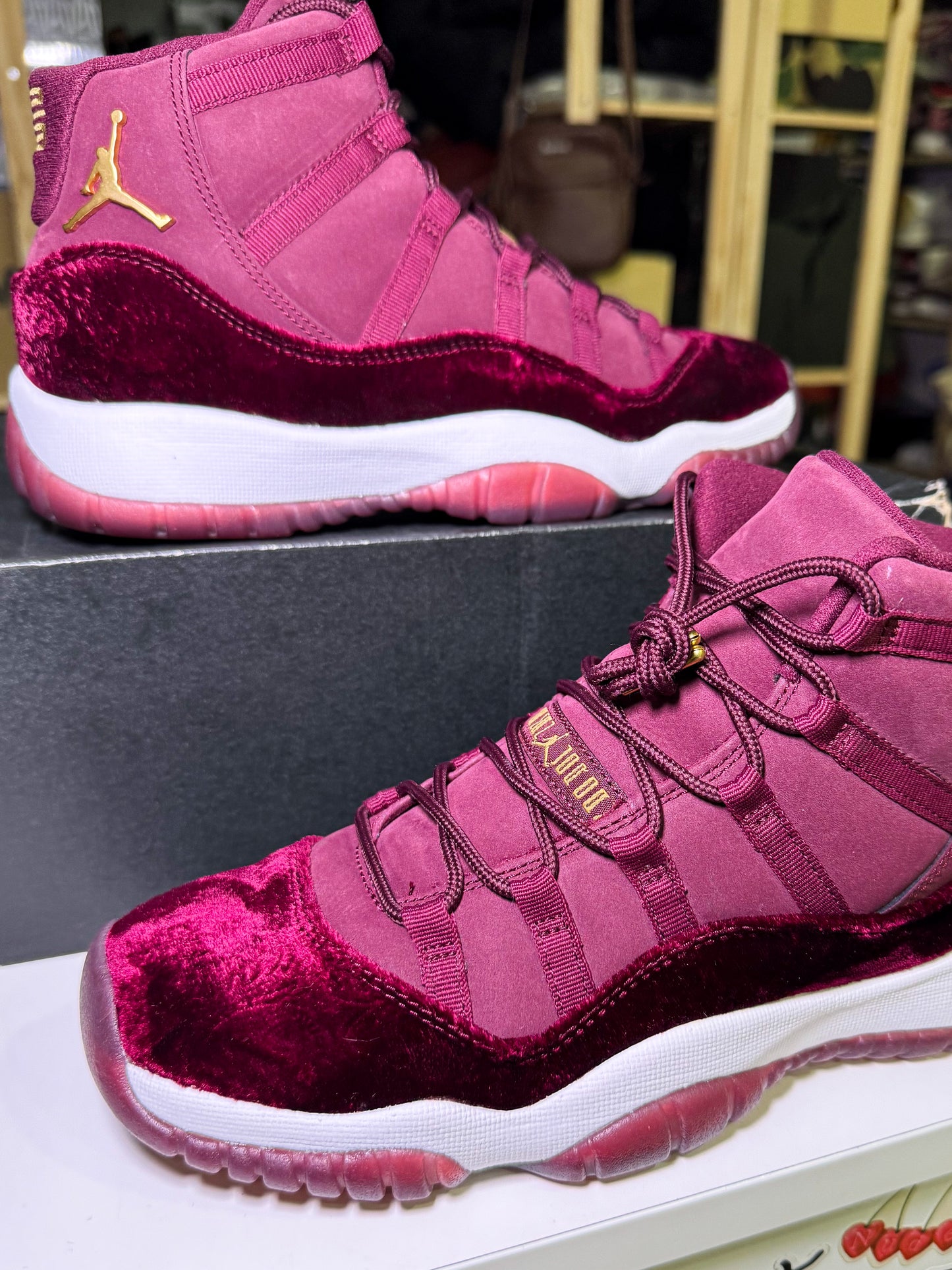 Air Jordan 11 Retro Heiress ‘Velvet’ GG 2016 - Recondicionado