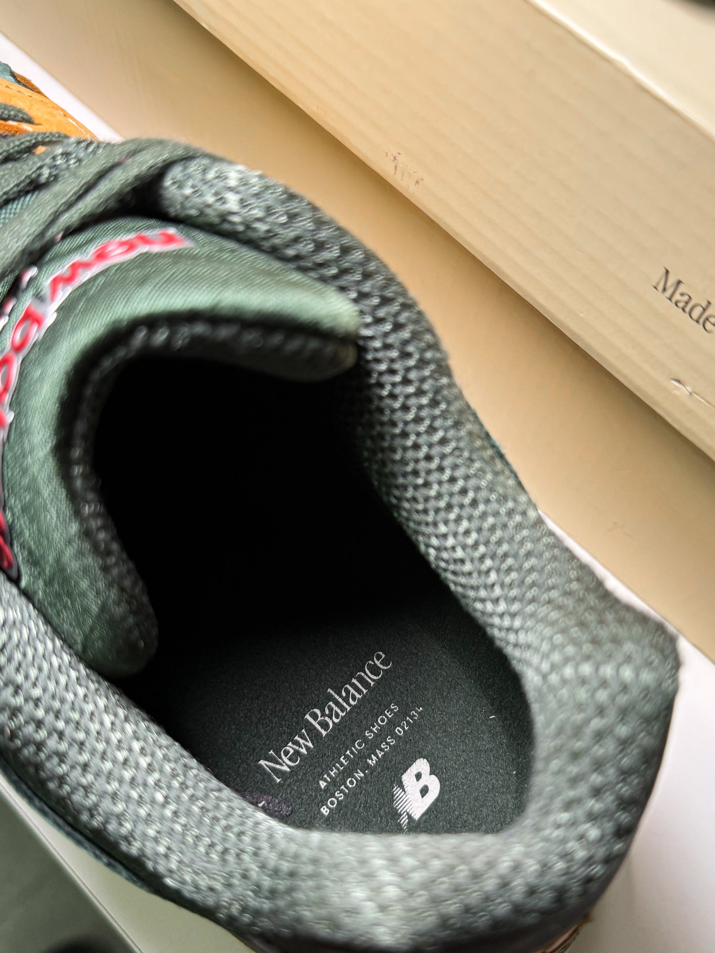 New Balance 990v3 MiUSA x Teddy Santis ‘Tan Green’ 2023 - Recondicionado