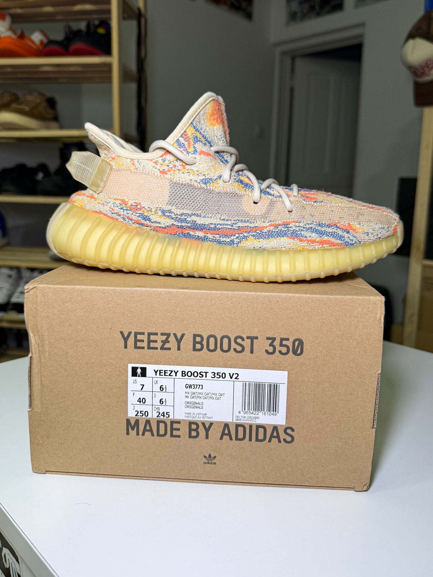 Adidas Yeezy Boost 350 v2 ‘Mx Oat’ 2021 - Recondicionado