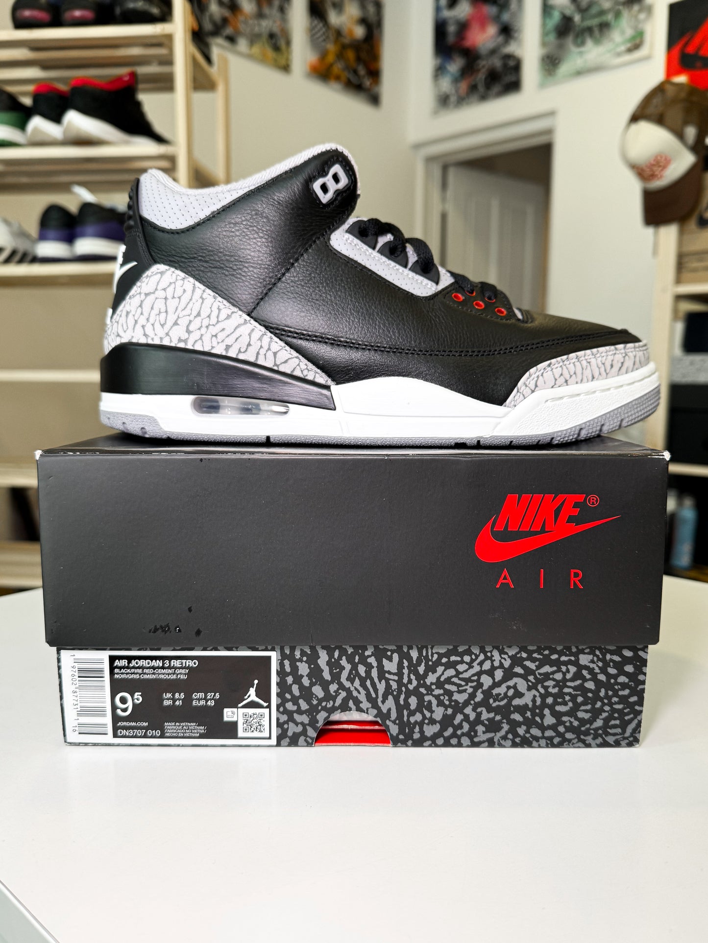 Air Jordan 3 Retro OG ‘Black Cement’ 2024 - Novo