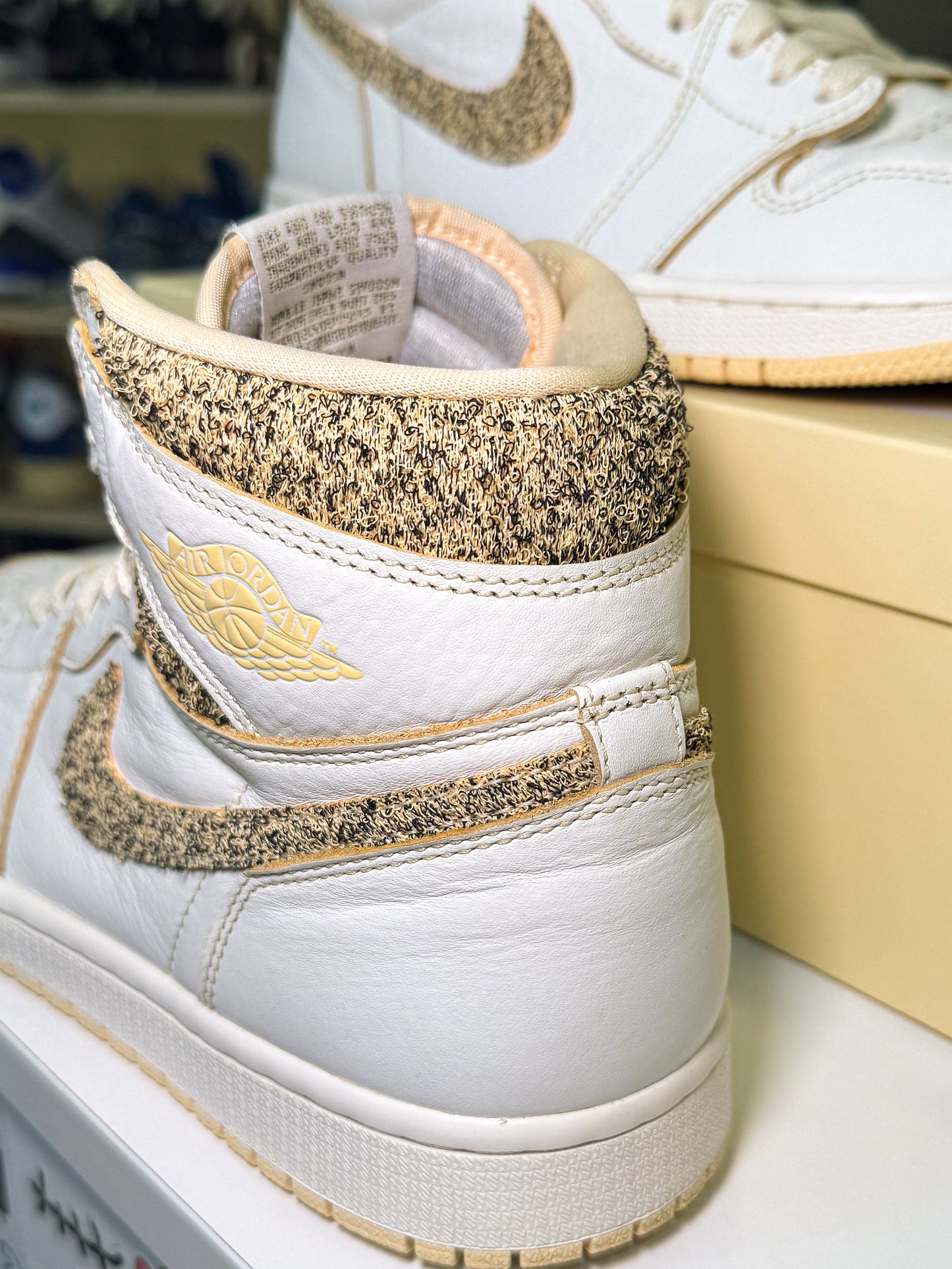 Air Jordan 1 Retro High OG Craft ‘Vibrations of Naija’ 2023 - Recondicionado