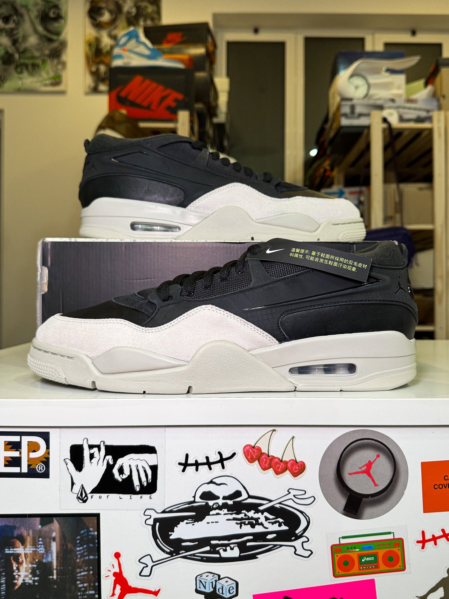 Air Jordan 4 RM ‘Black Light Bone’ 2024 - DS