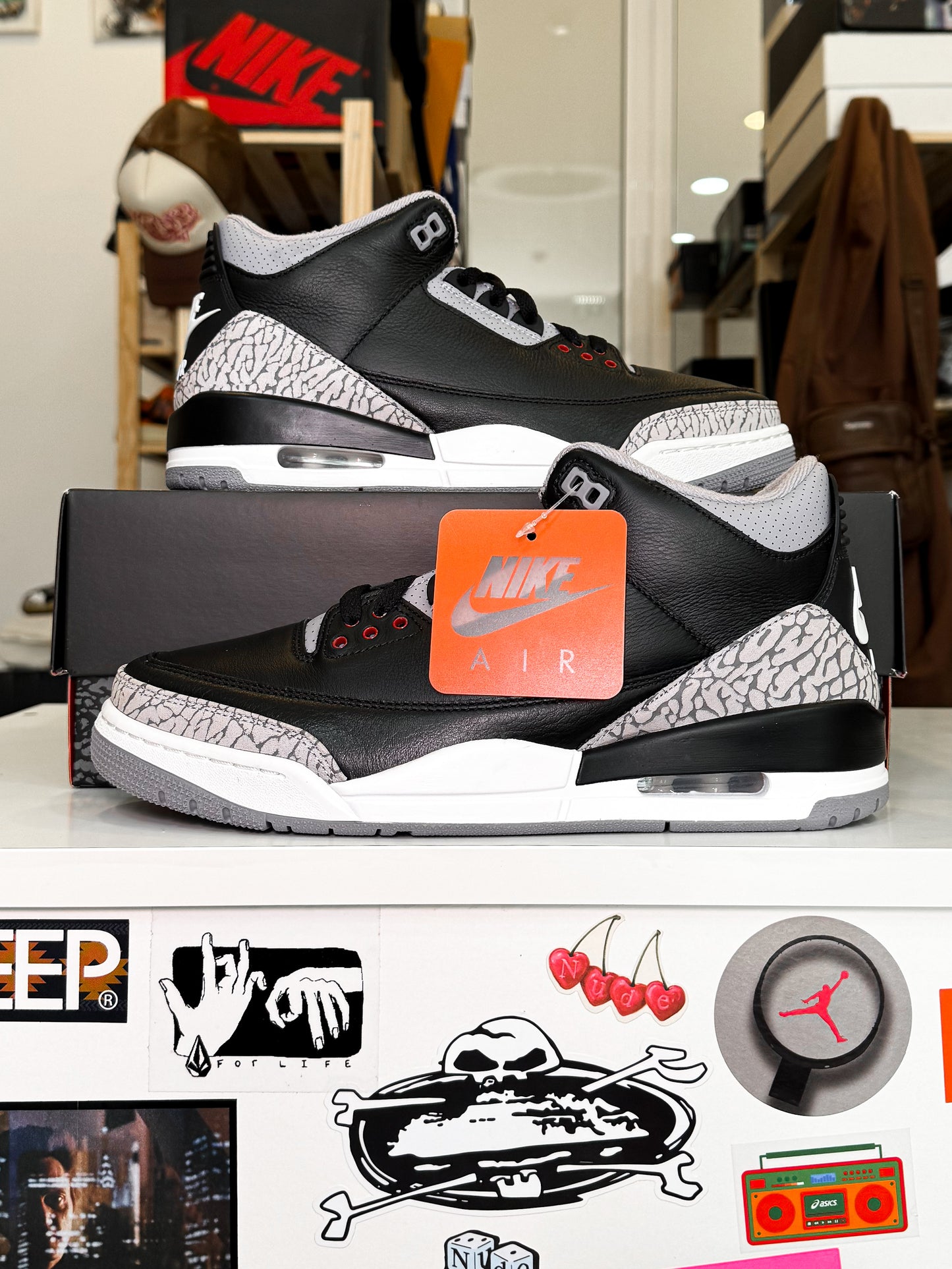 Air Jordan 3 Retro OG ‘Black Cement’ 2024 - Novo