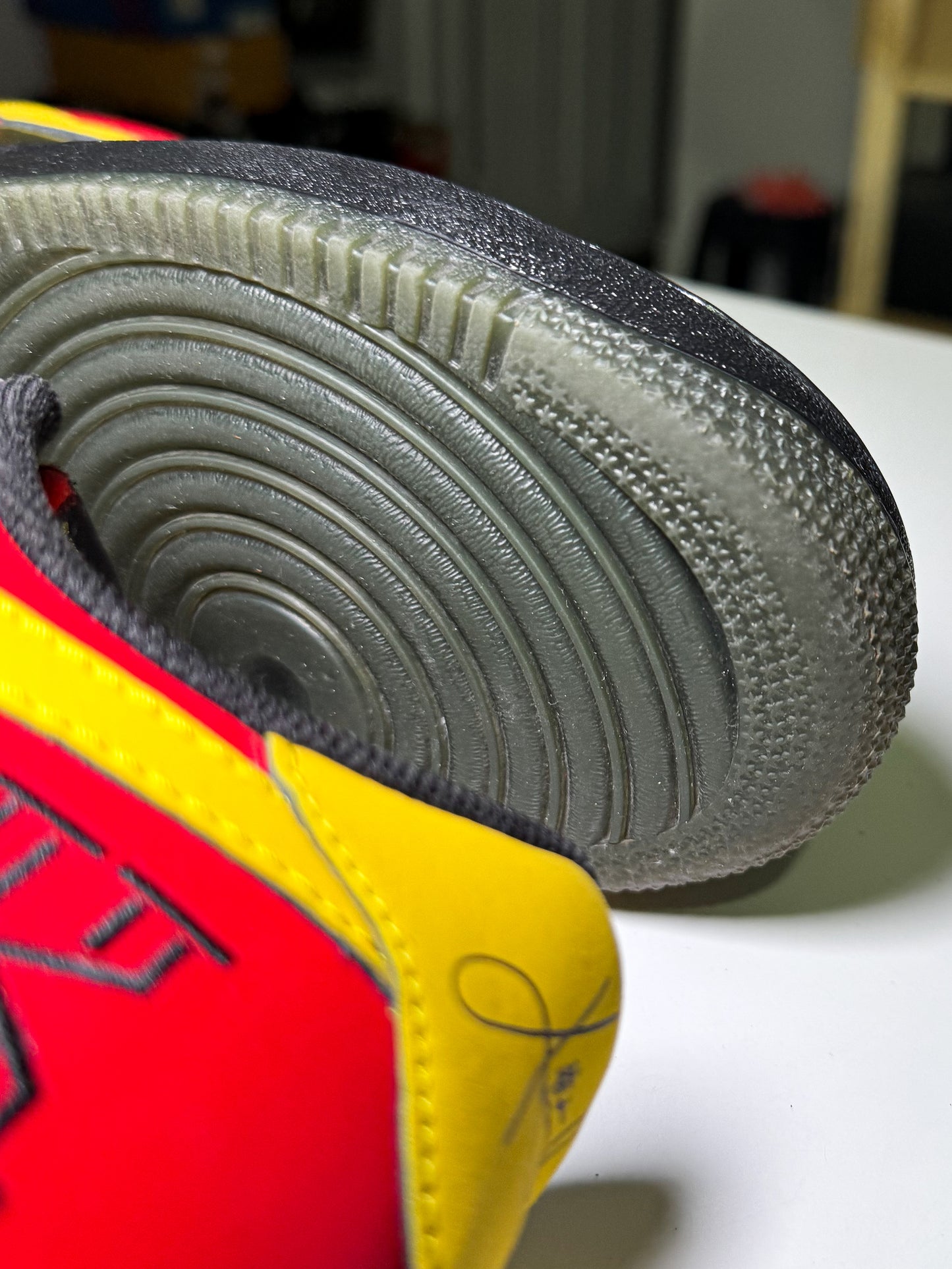 Nike Air Force 1 CMFT Signature QS ‘Kyrie Irving’ - Recondicionado