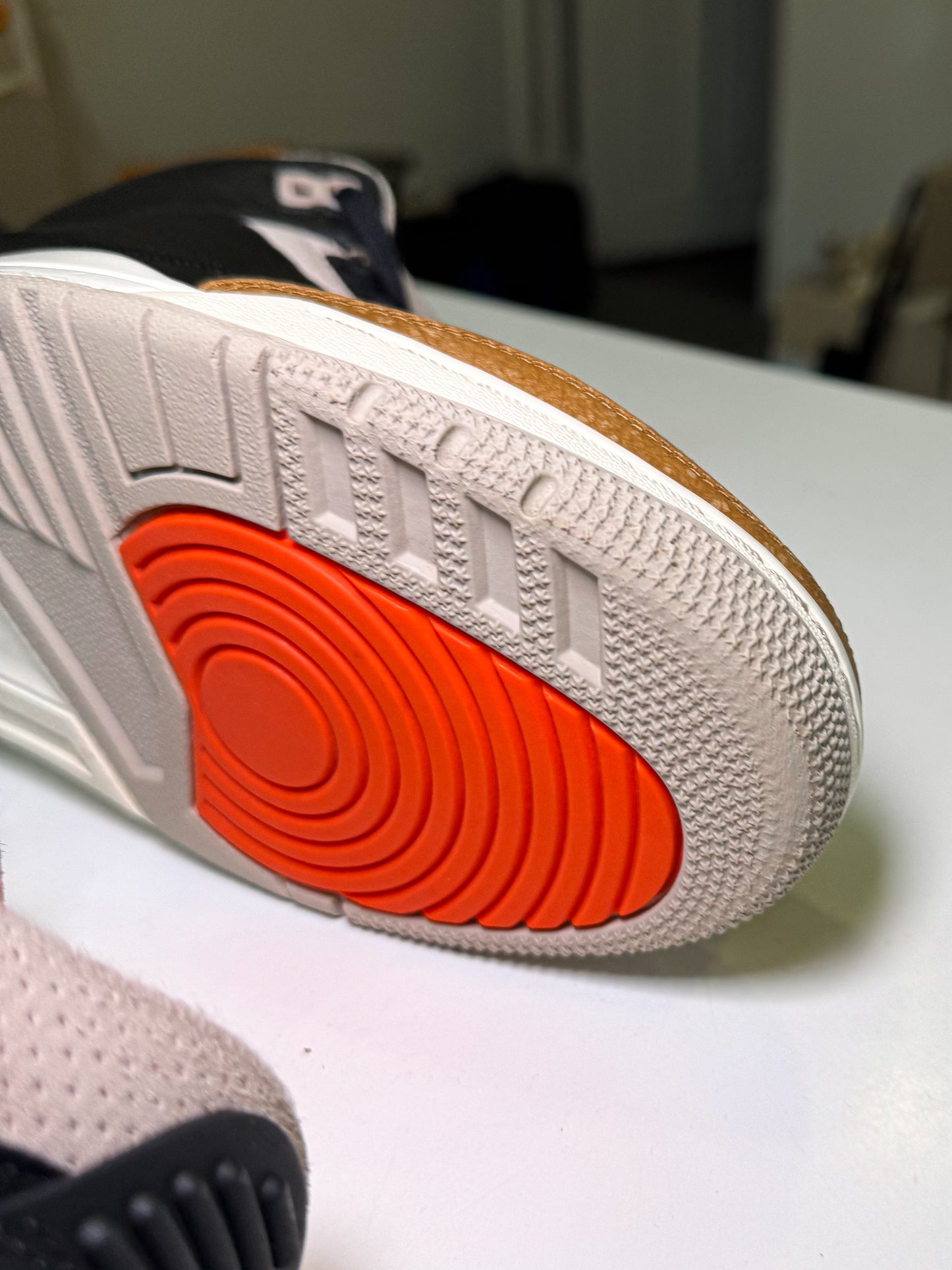 Air Jordan 3 Retro ‘Desert Elephant’ 2022 - Recondicionado
