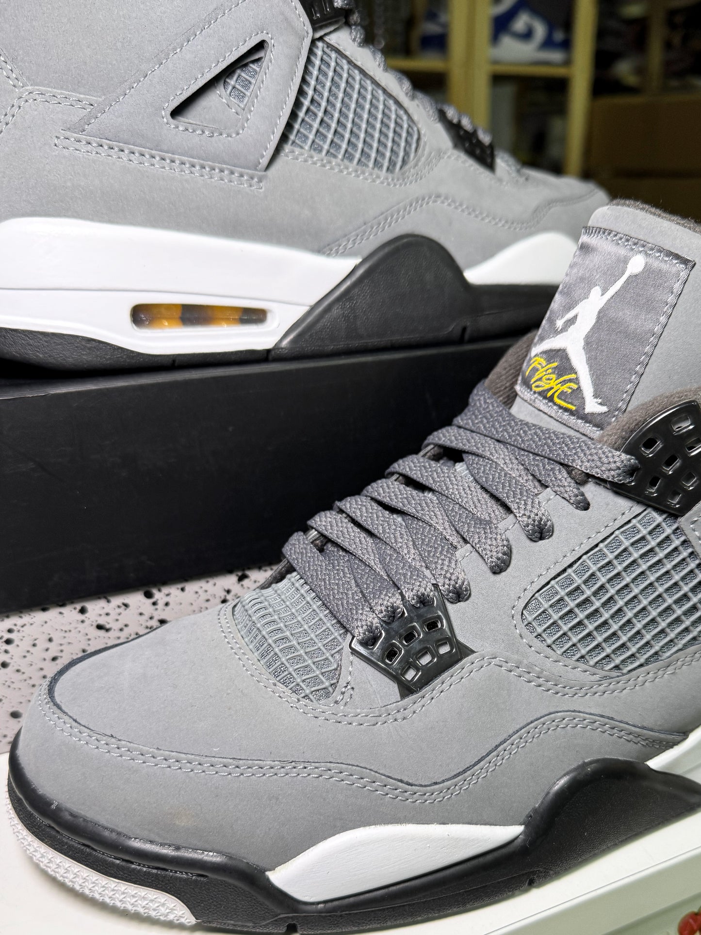 Air Jordan 4 Retro ‘Cool Grey’ 2019 - Recondicionado