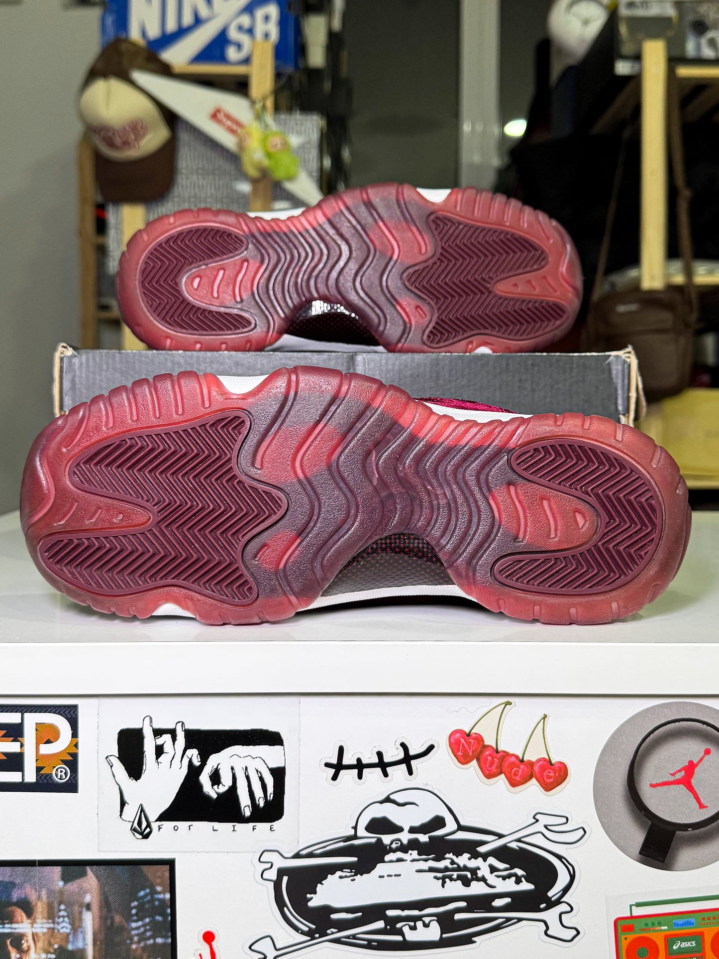 Air Jordan 11 Retro Heiress ‘Velvet’ GG 2016 - Recondicionado