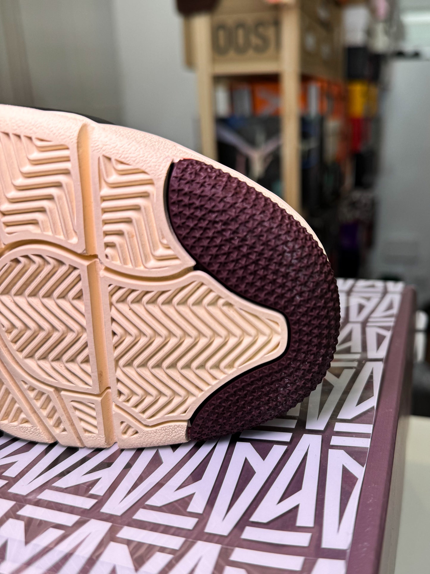 Air Jordan 4 Retro x A Ma Maniére 'Violet Ore' 2023 - Recondicionado