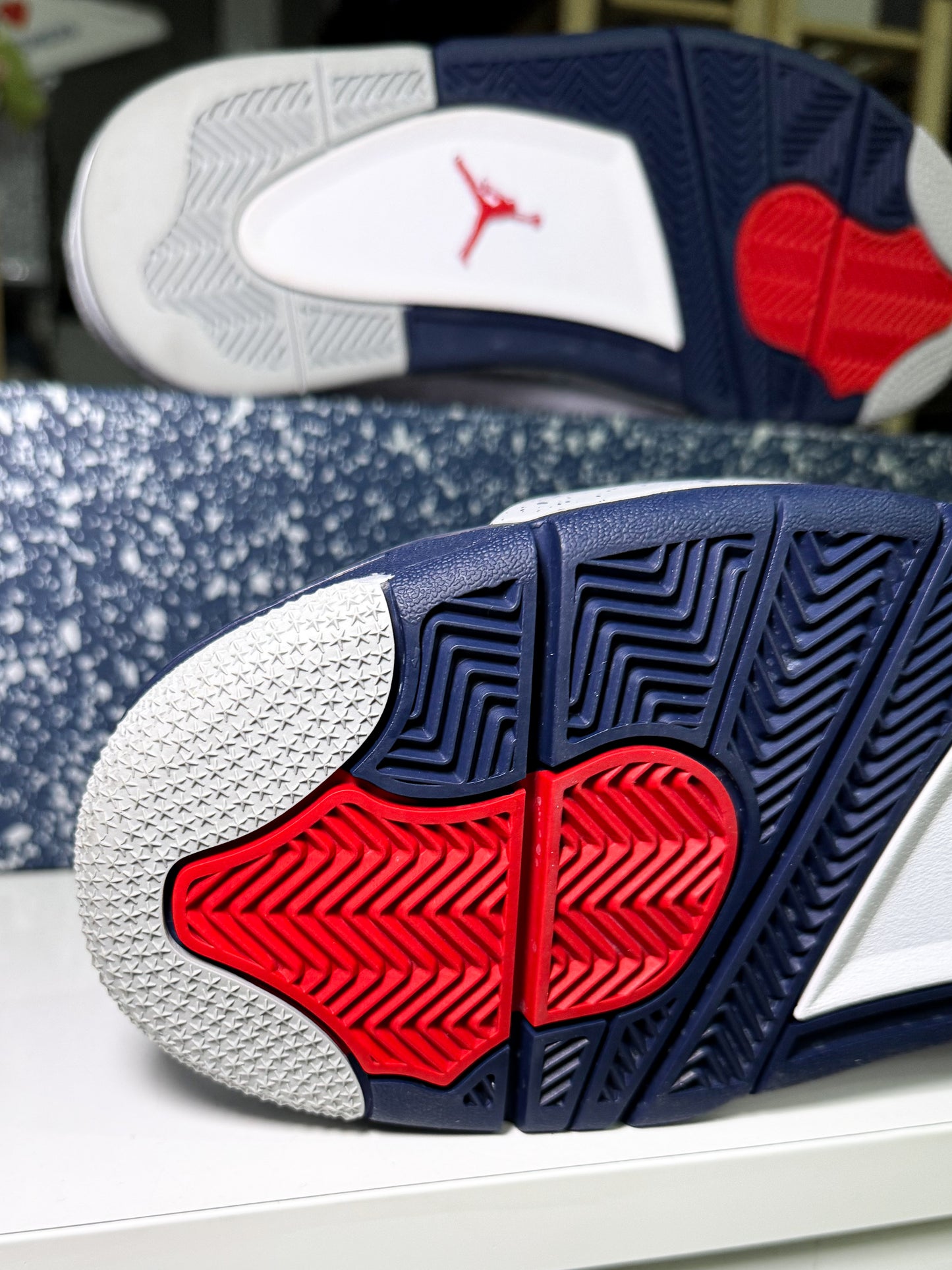 Air Jordan 4 Retro 'Midnight Navy’ 2022 - Recondicionado