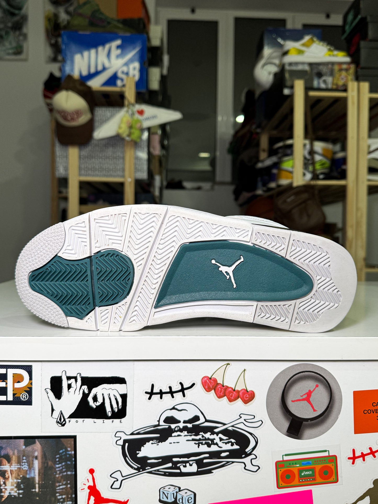 Air Jordan 4 Retro 'Oxidized Green' 2024 - Recondicionado