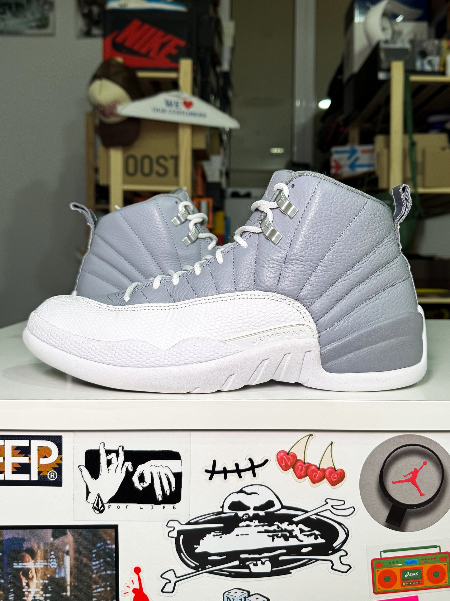Air Jordan 12 Retro ‘Stealth’ 2022 - Recondicionado