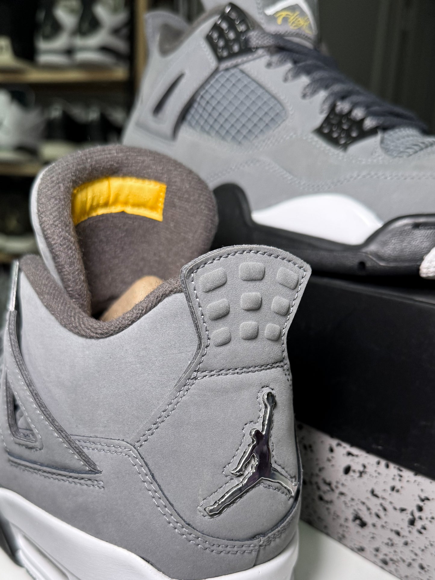 Air Jordan 4 Retro ‘Cool Grey’ 2019 - Recondicionado