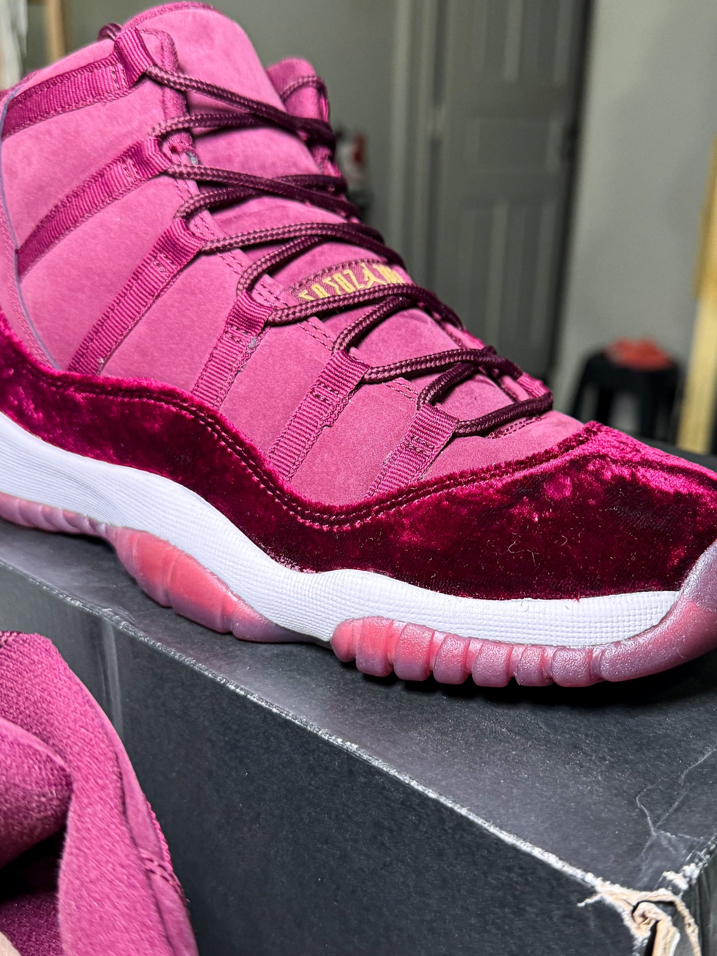 Air Jordan 11 Retro Heiress ‘Velvet’ GG 2016 - Recondicionado