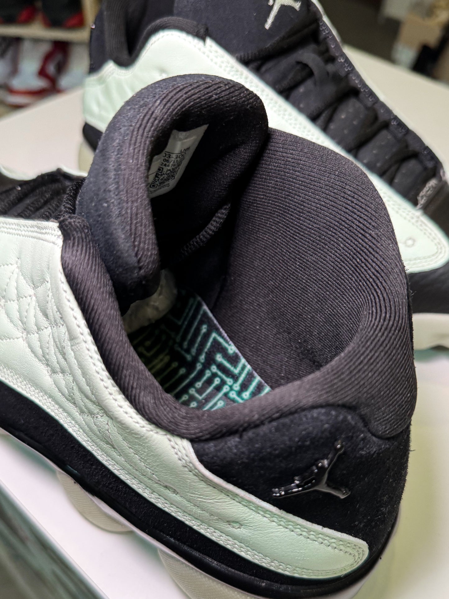 Air Jordan 13 Retro Low ‘Singles Day’ 2021 - Recondicionado