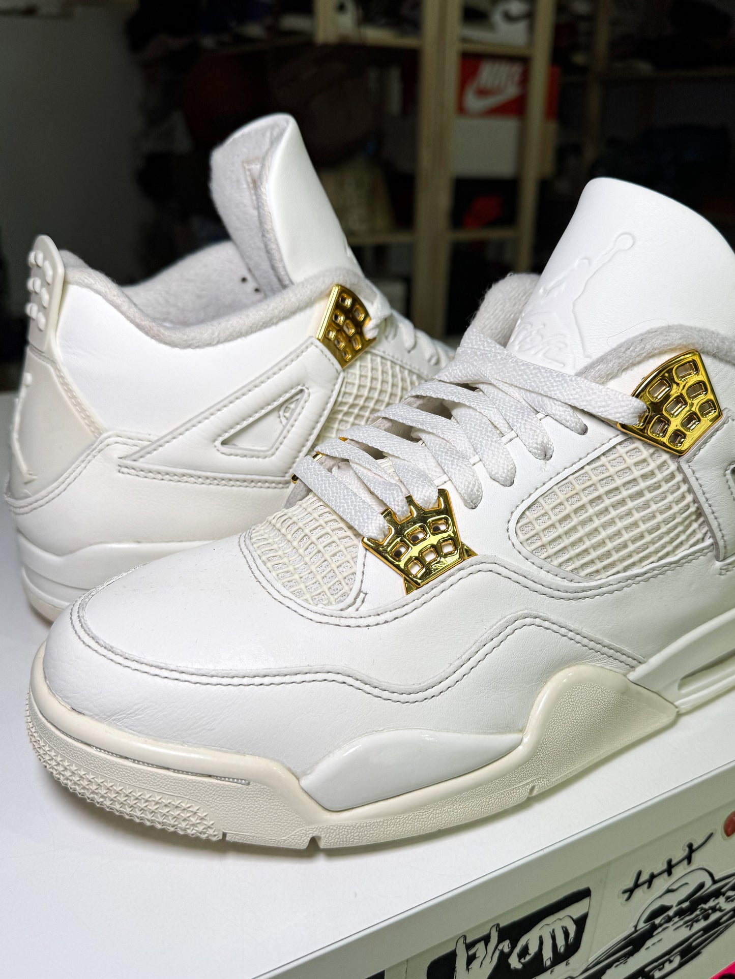 Air Jordan 4 Retro ‘Metallic Gold’ W 2024 - Recondicionado