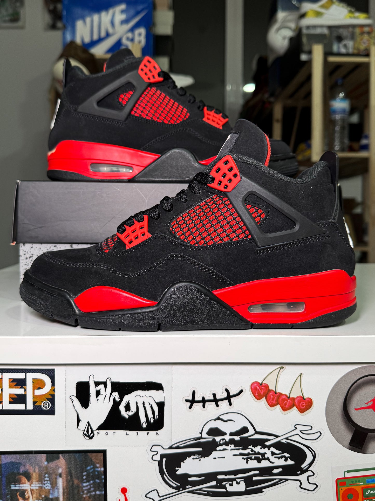 Air Jordan 4 Retro 'Red Thunder' 2022 - Recondicionado