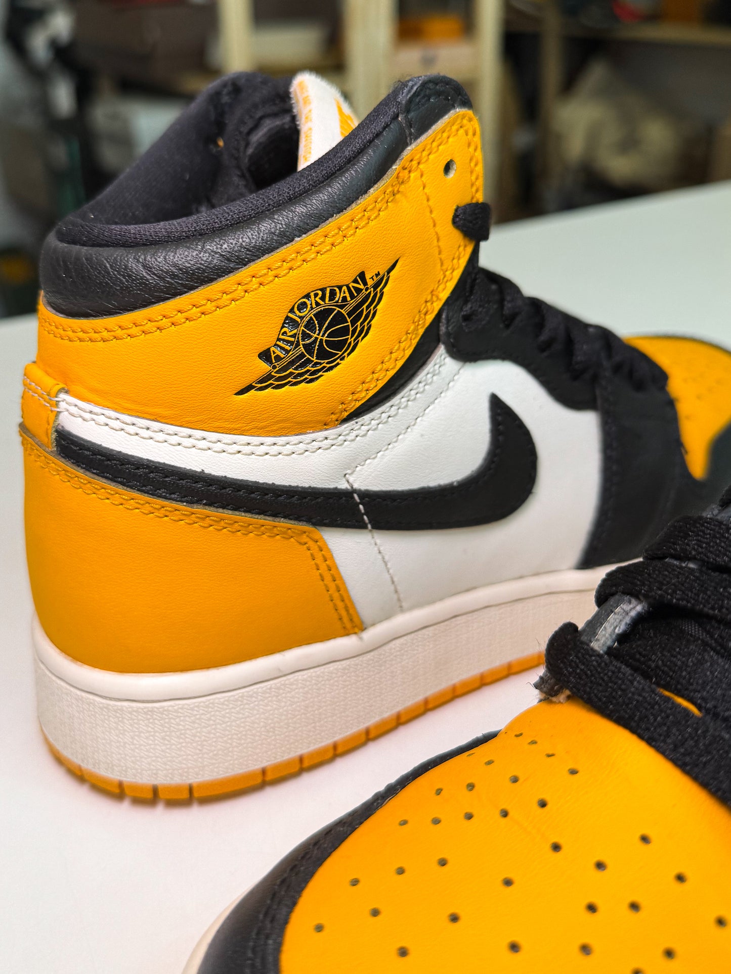 Air Jordan 1 Retro High OG ‘Yellow Toe’ GS 2022 - Recondicionado