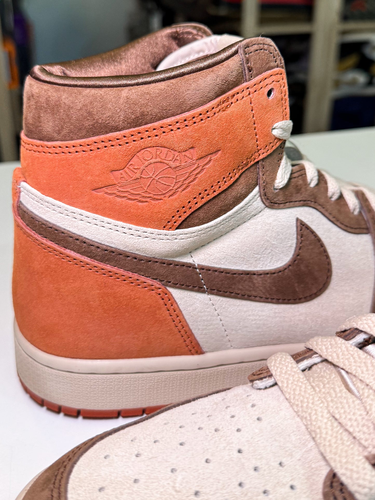 Air Jordan 1 Retro High OG ‘Dust Clay’ W 2024 - Recondicionado