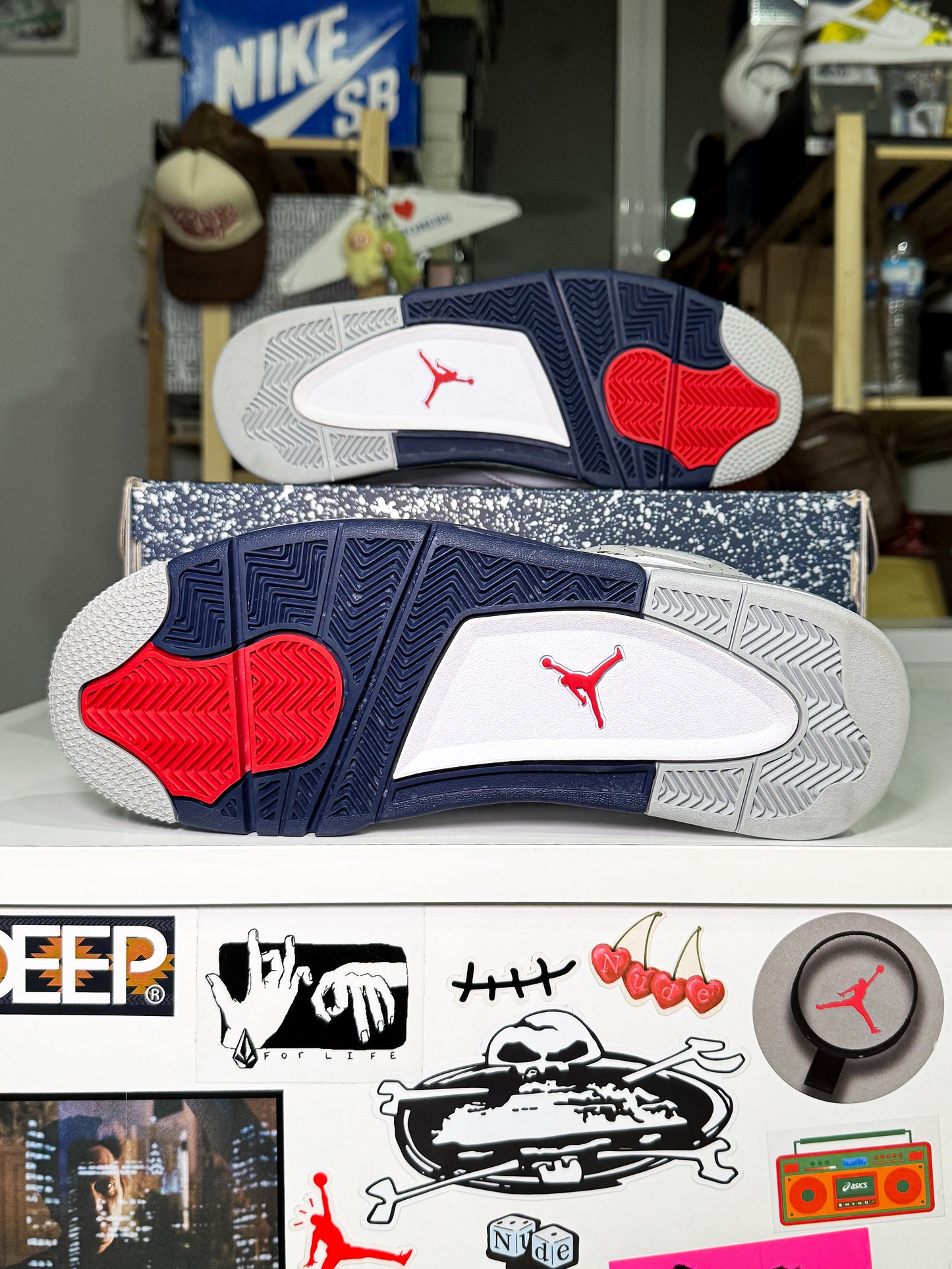 Air Jordan 4 Retro 'Midnight Navy’ 2022 - Recondicionado