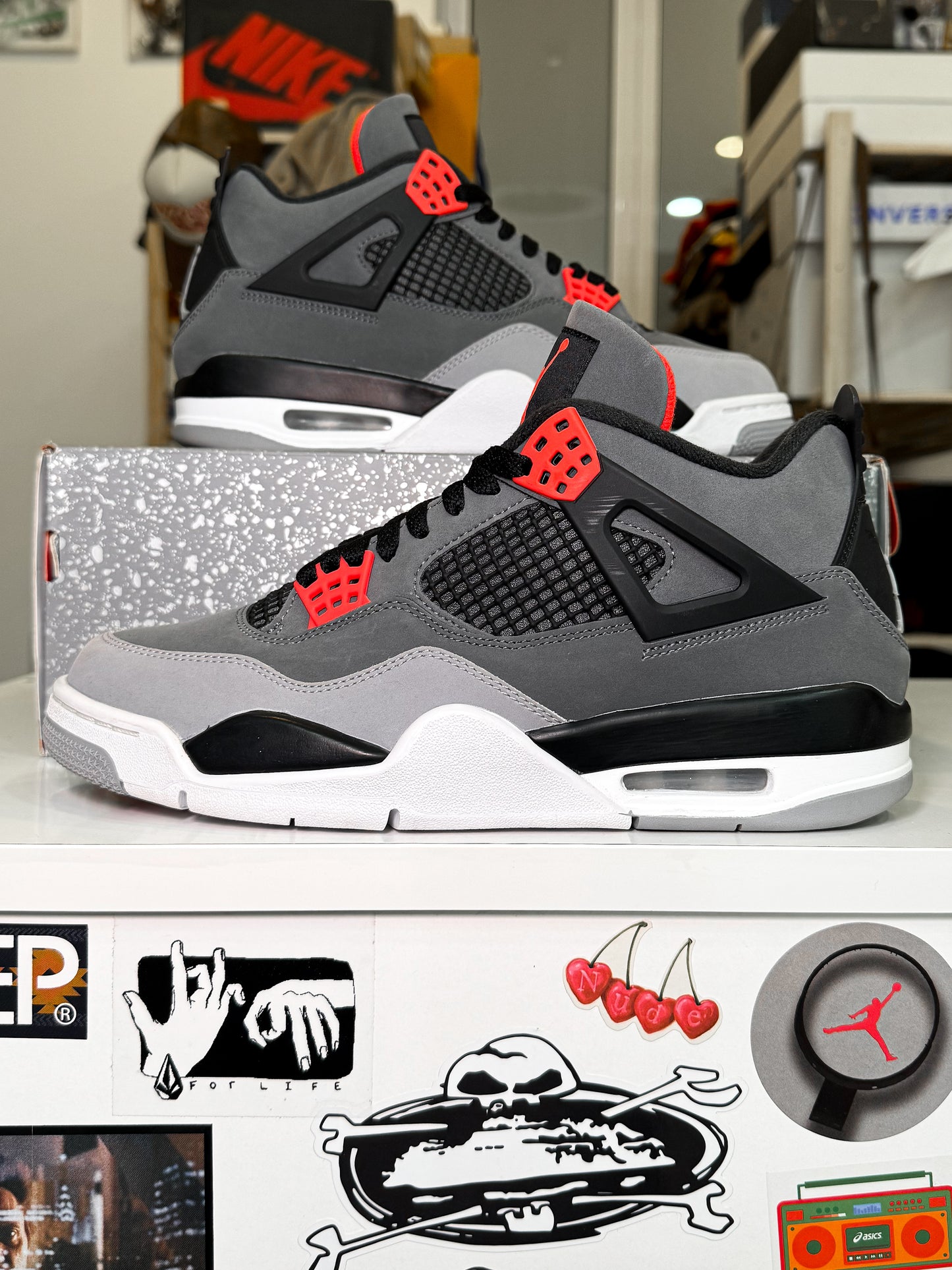 Air Jordan 4 Retro 'Infrared' 2022 - Recondicionado
