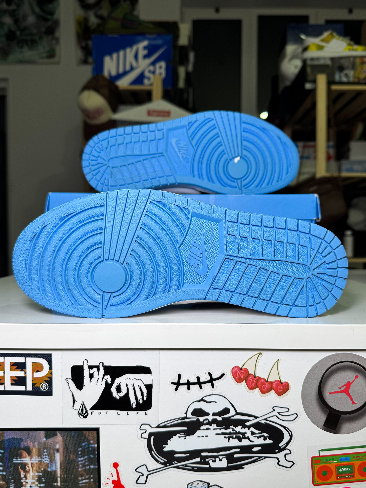 Air Jordan 1 Retro High OG ‘UNC Toe’ 2023 - Recondicionado