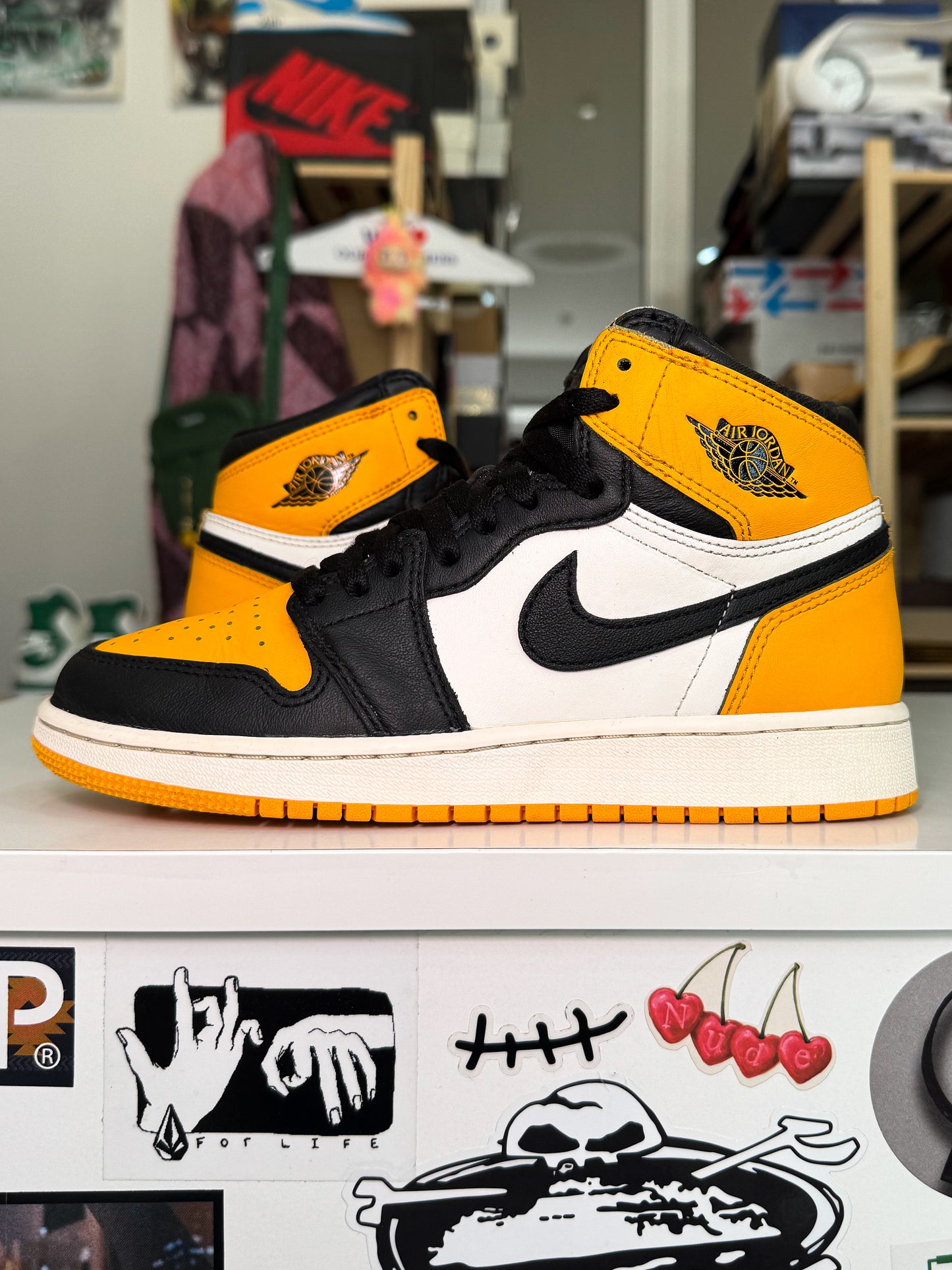 Air Jordan 1 Retro High OG ‘Yellow Toe’ GS 2022 - Recondicionado