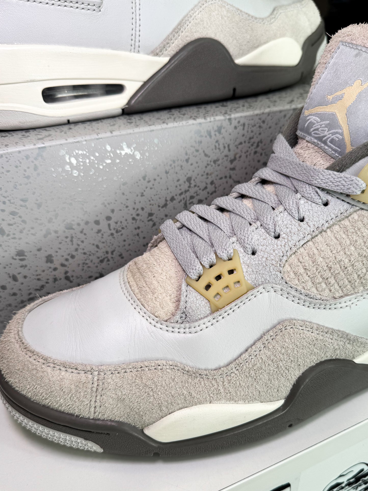 Air Jordan 4 Retro Craft SE ‘Photon Dust’ 2023 - Recondicionado