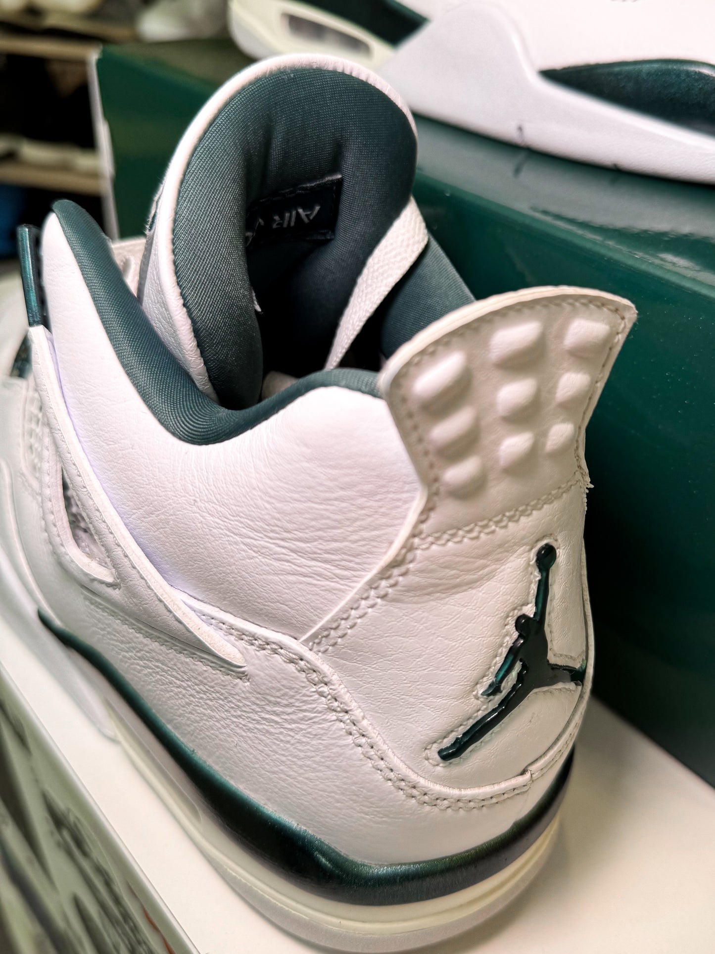 Air Jordan 4 Retro 'Oxidized Green' 2024 - Recondicionado