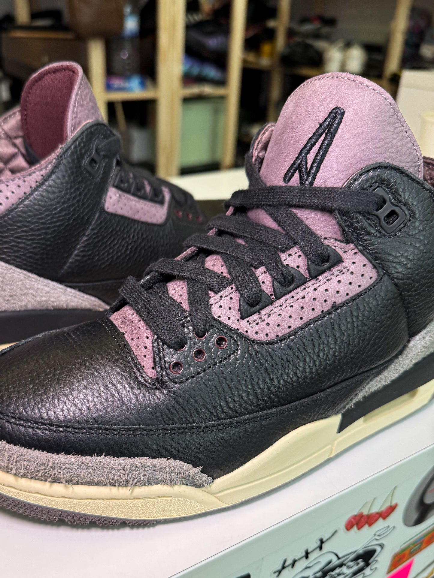 Air Jordan 3 Retro x A Ma Maniere ‘While You Were Sleeping’ 2024 W - Recondicionado