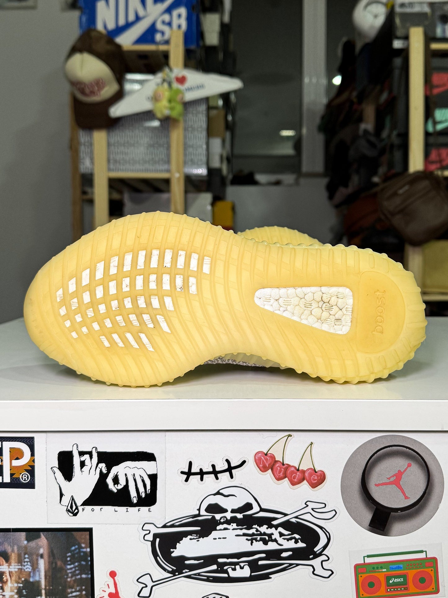 Adidas Yeezy Boost 350 v2 ‘Static Non-reflective’ 2018 - Recondicionado