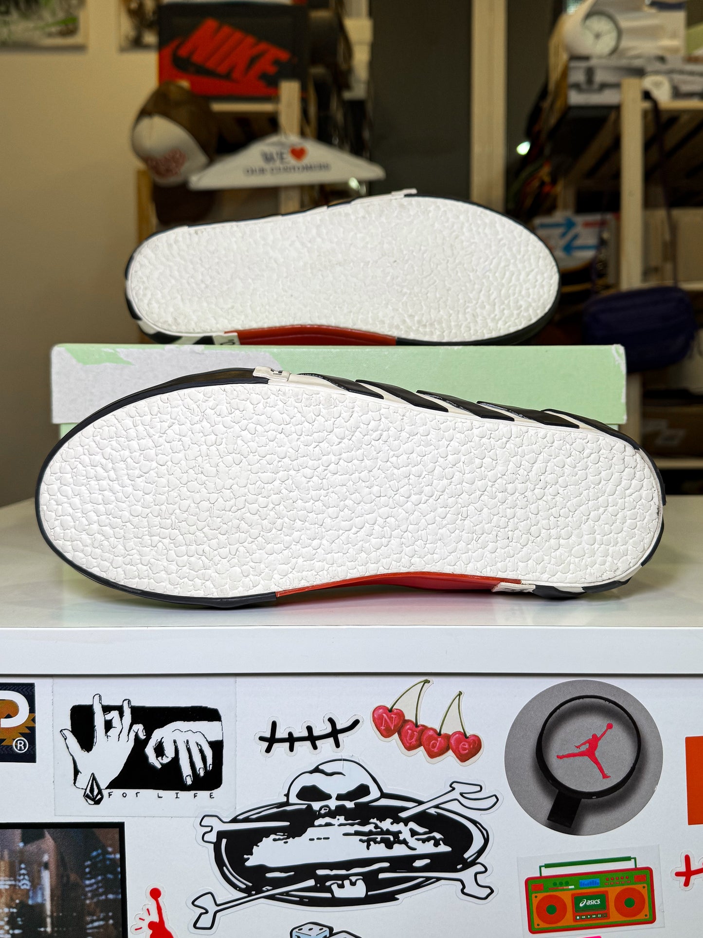 Off White Vulcanized Low Canvas ’Red’ 2018 - Recondicionado